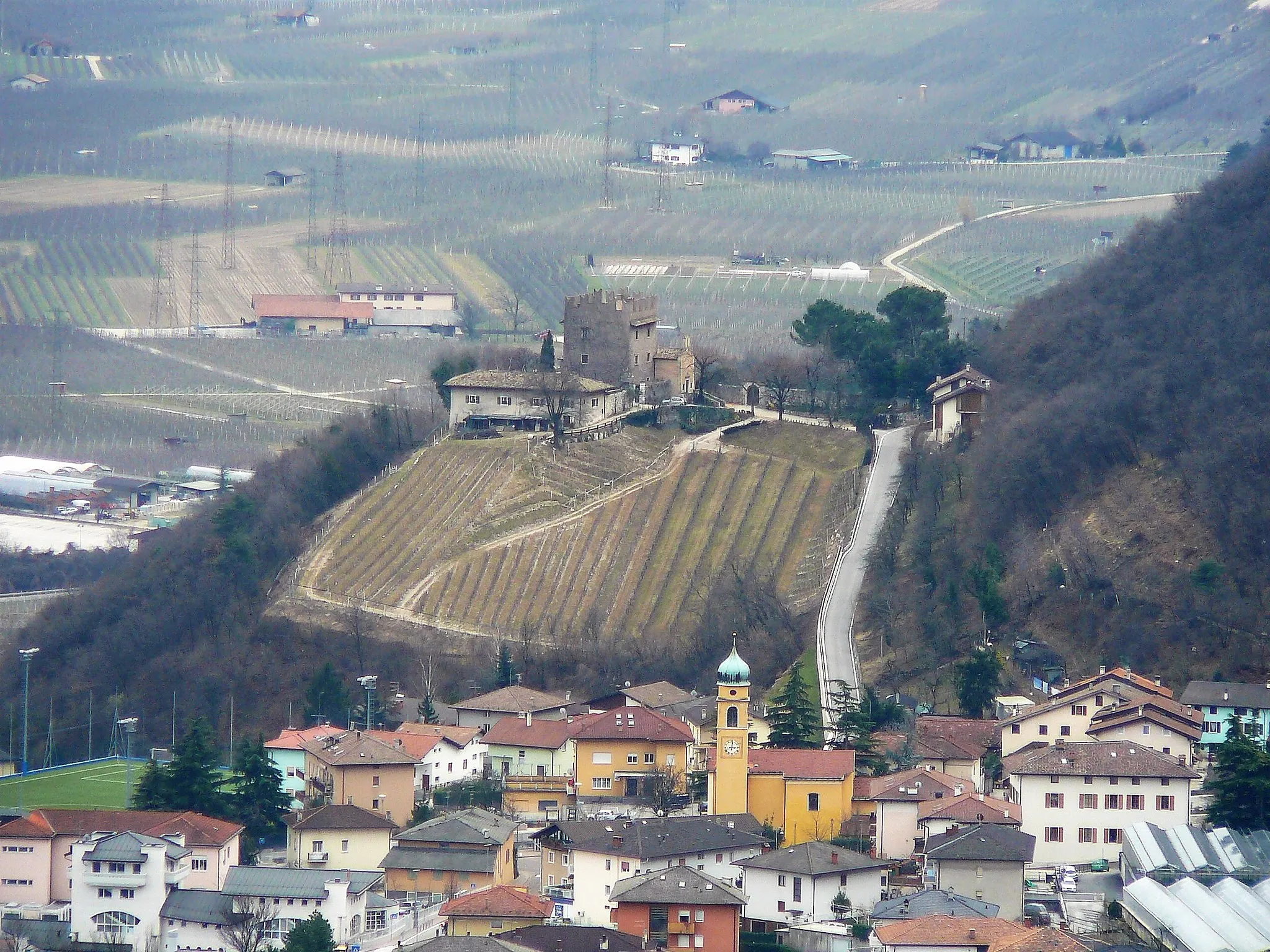 Photo showing: Le Torri di Ravina