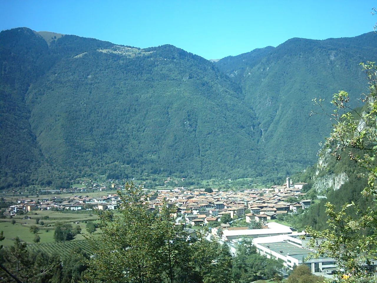 Photo showing: Storo: panorama visto da est (Cit)