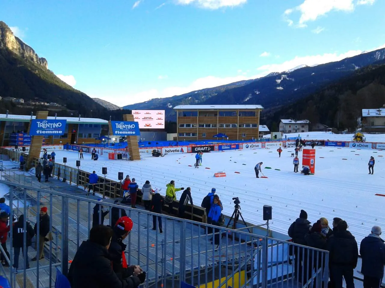 Photo showing: Preparazione della pista dello Stadio del fondo di Lago di Tesero (Val di Fiemme, Trento) in occasione del Tour de Ski 2013