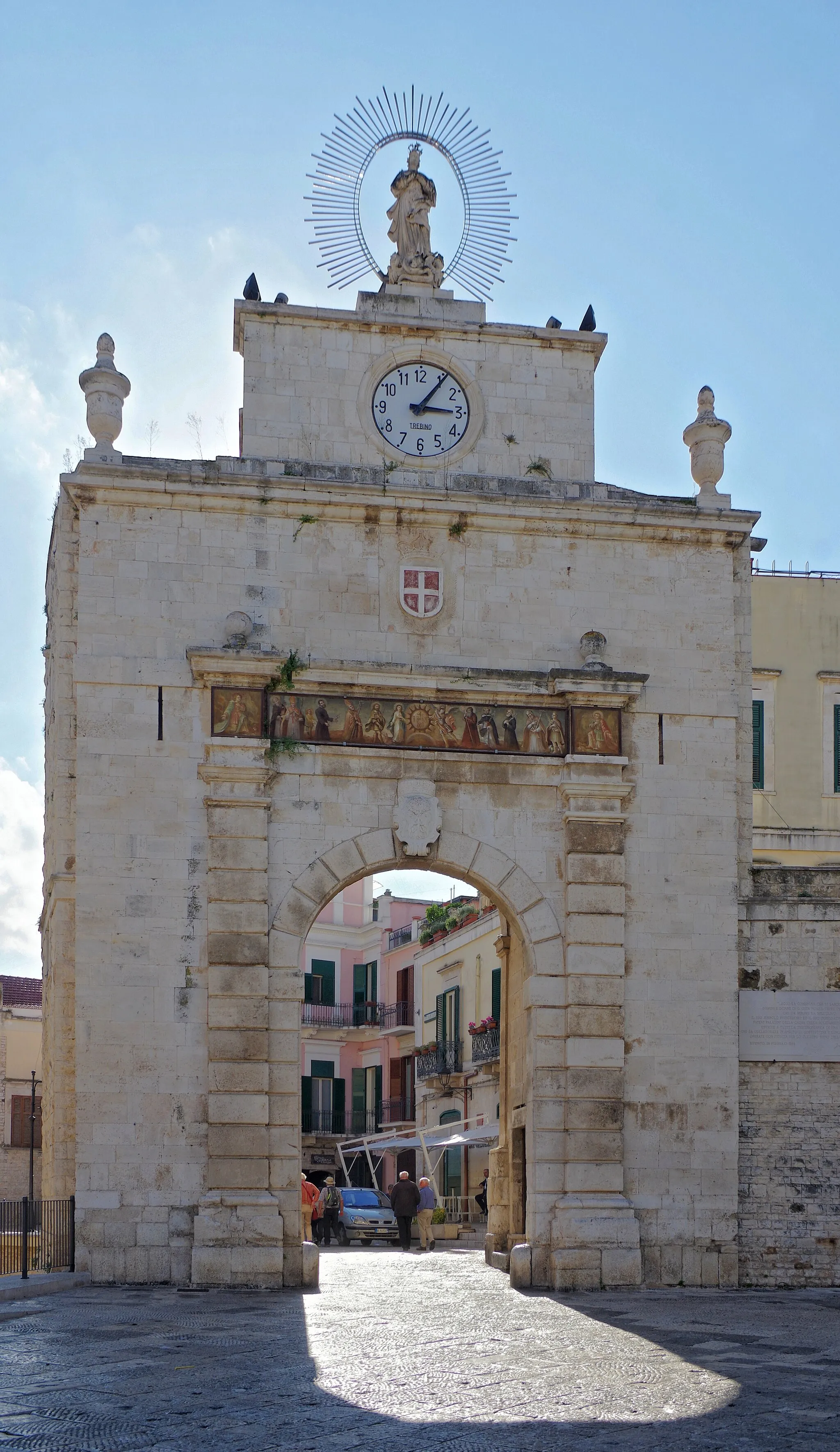 Photo showing: Italy, Bitonto, Porta Baresina