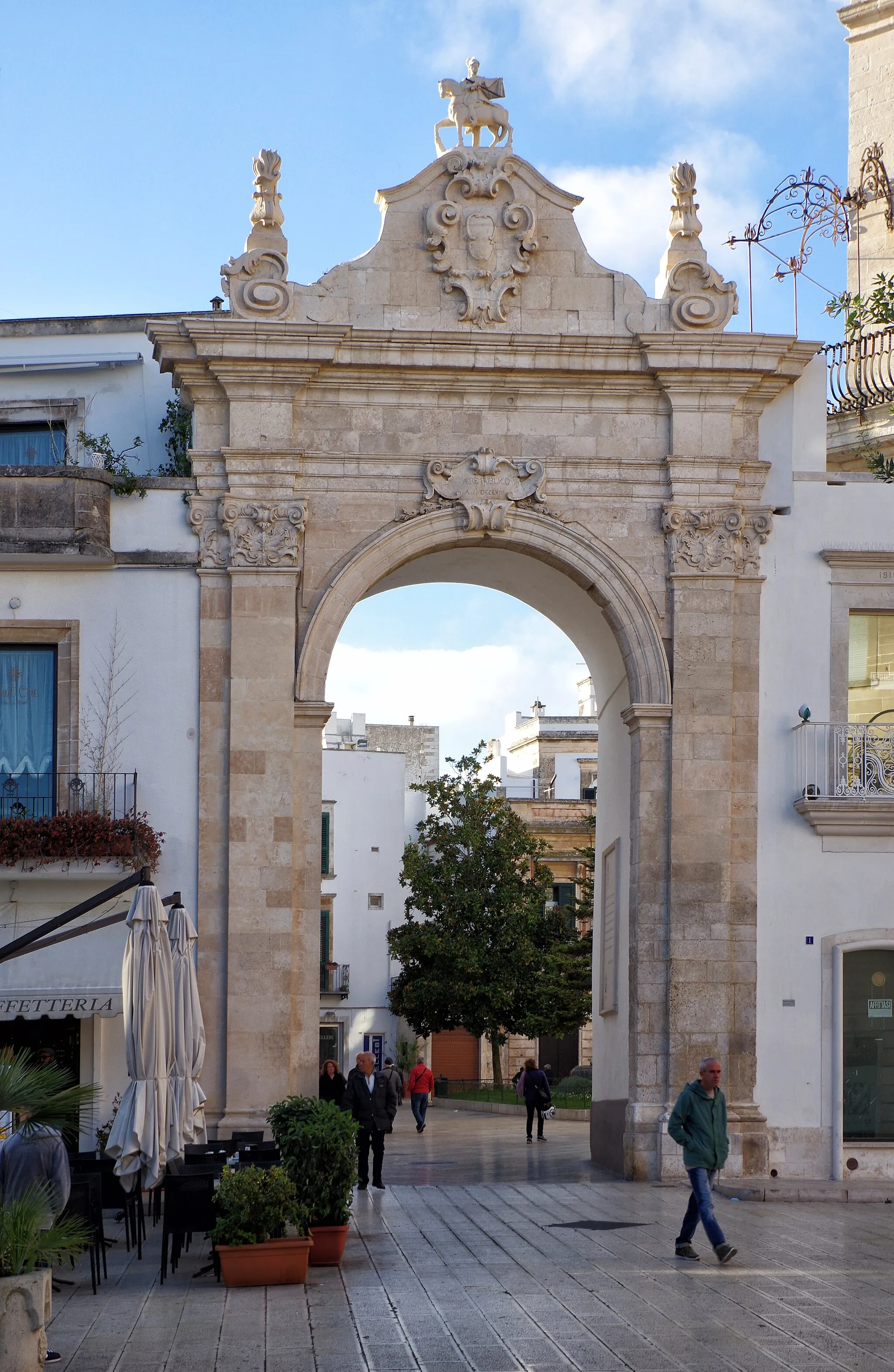 Photo showing: Italy, Martina Franca, Porta di Santa Stefano