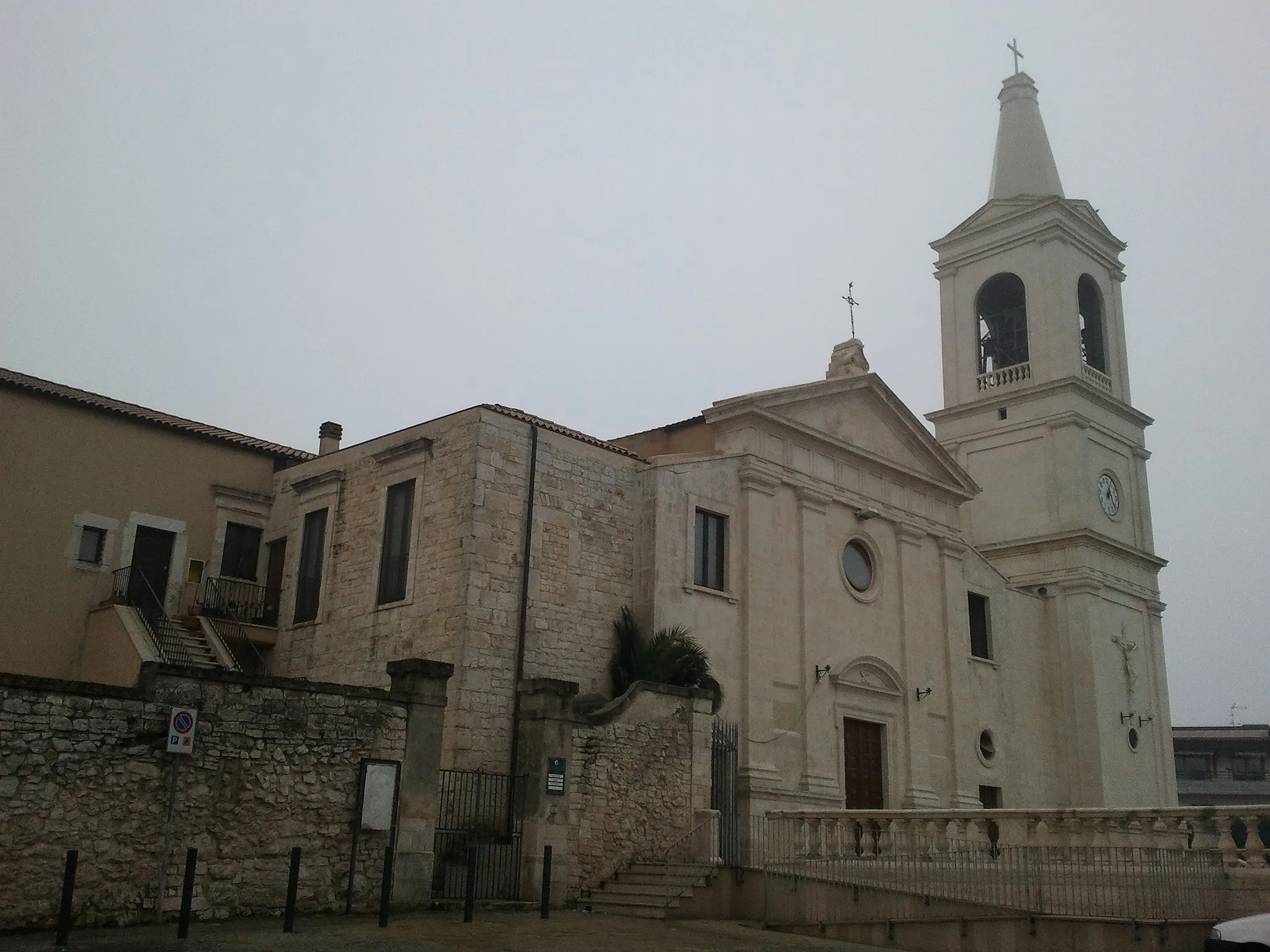 Photo showing: Croce del santissimo Crocifisso a Santeramo in Colle