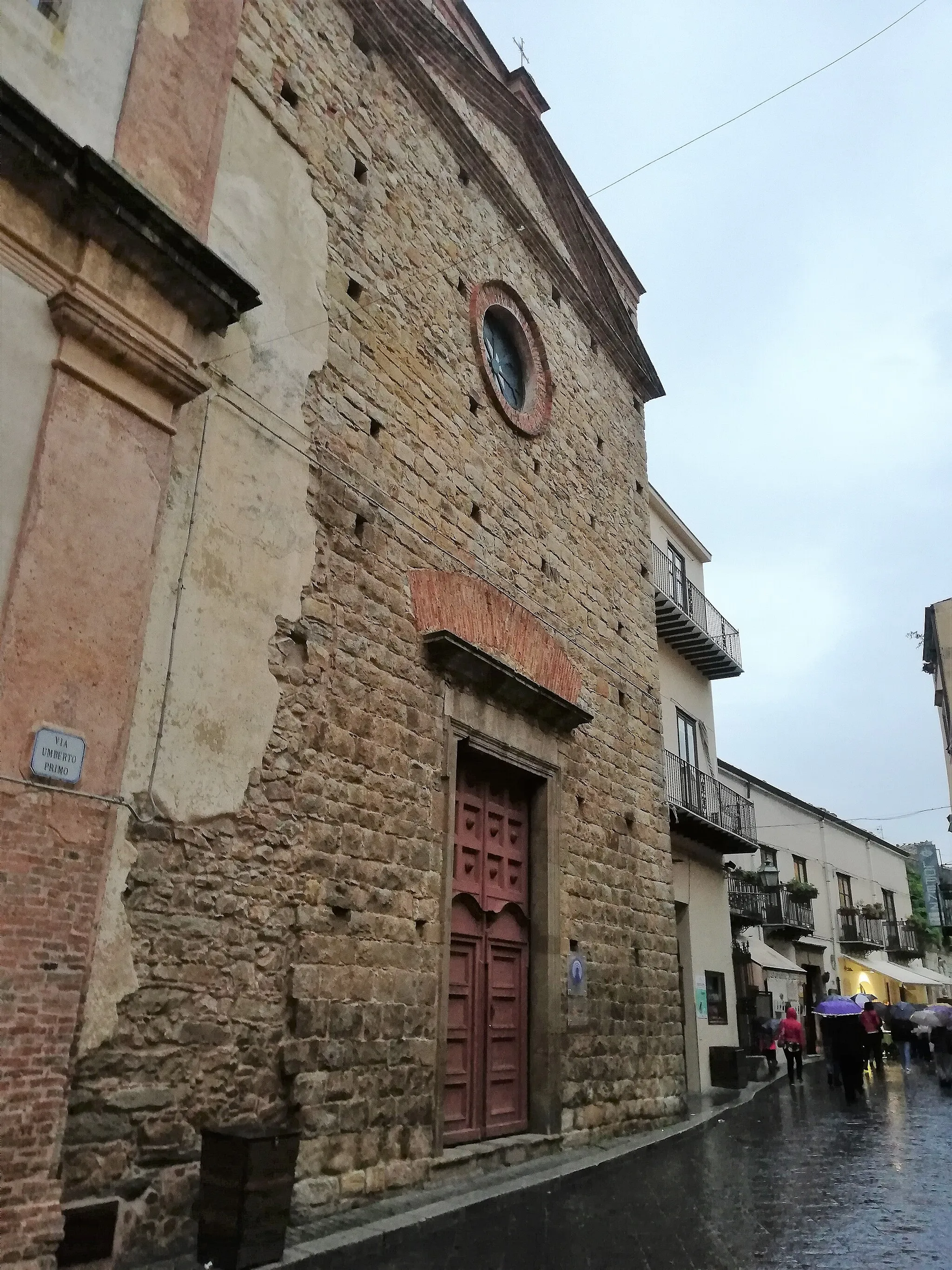 Photo showing: Chiesa del Santissimo Crocifisso.