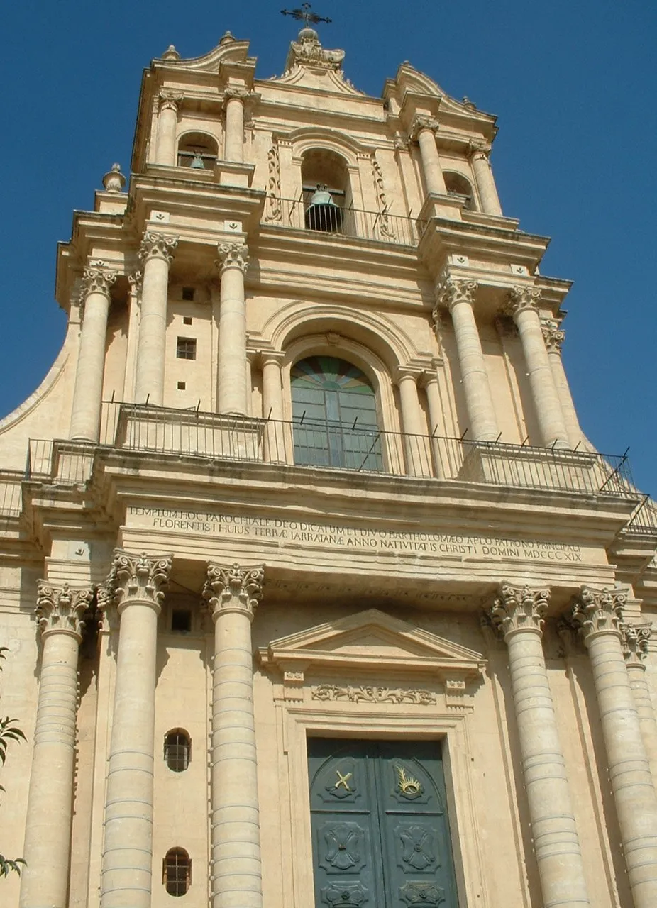 Photo showing: Giarratana, Facade of Saint Bartholomew church).