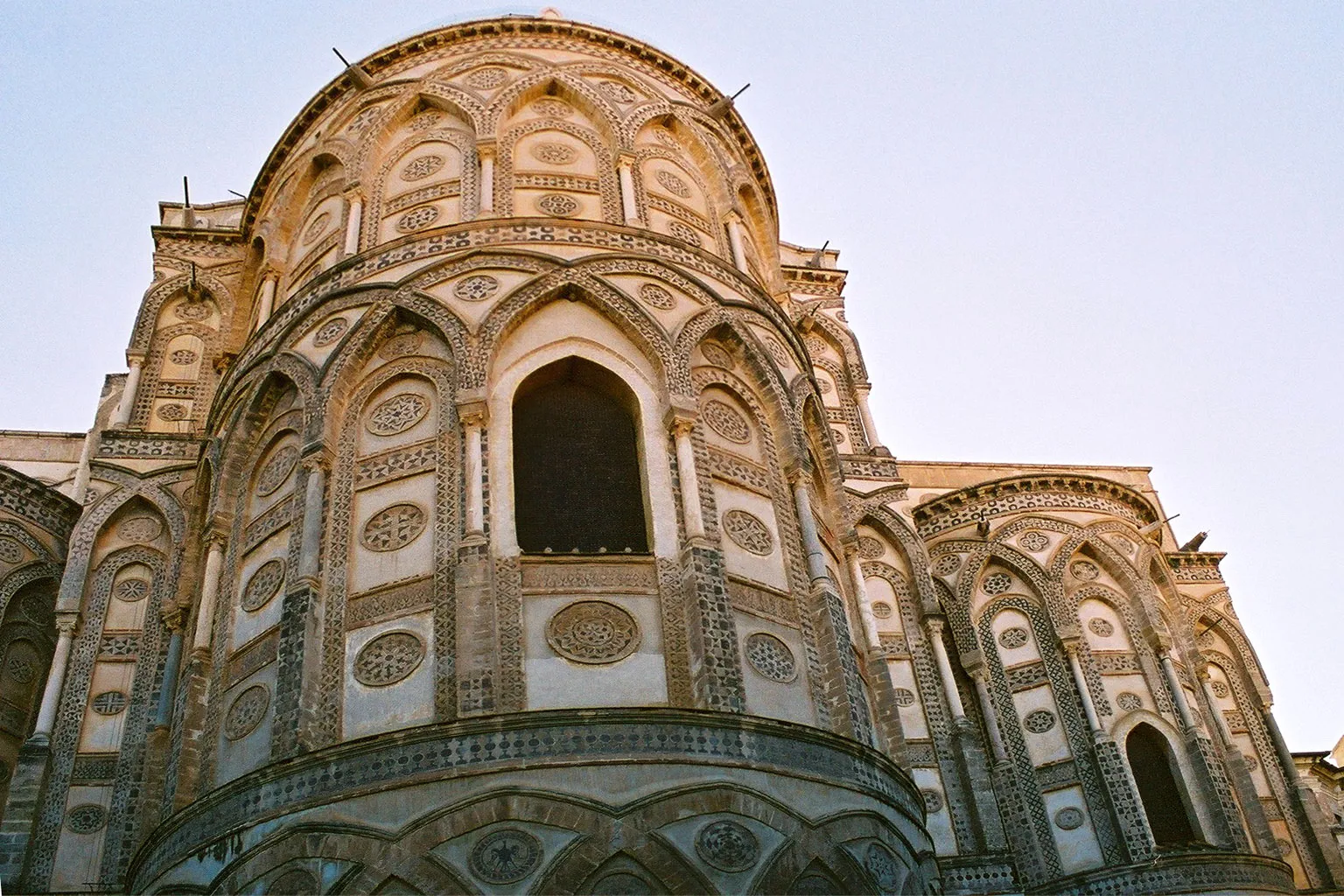 Photo showing: Cathedral of Monreale

Rear apses