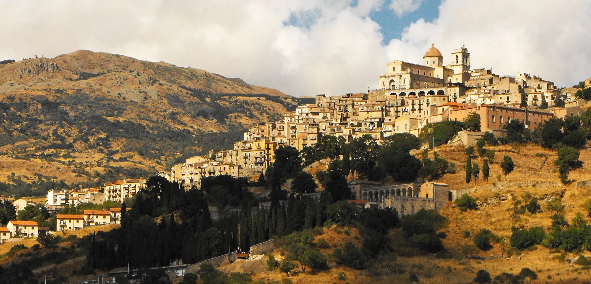 Photo showing: Petralia Sottana.

Sicily, Italy. Jul 2010