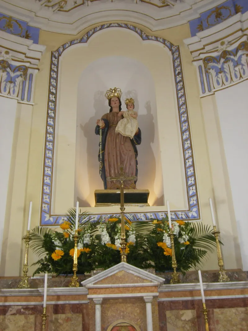 Photo showing: Madonna del Rosario, foto scattata personalmente in data 06/02/2007.
M.Iannizzotto