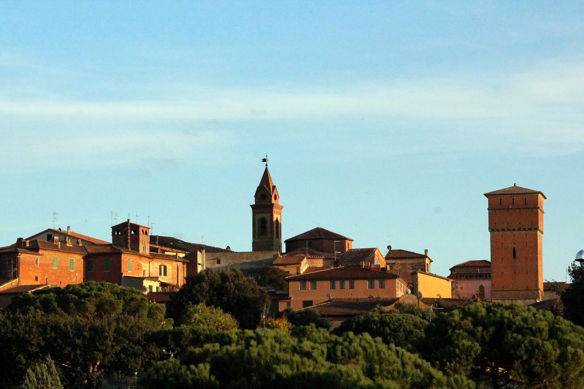 Photo showing: Panorama of Bettolle, hamlet of Sinalunga, Valdichiana, Province of Siena, Tuscany, Italy