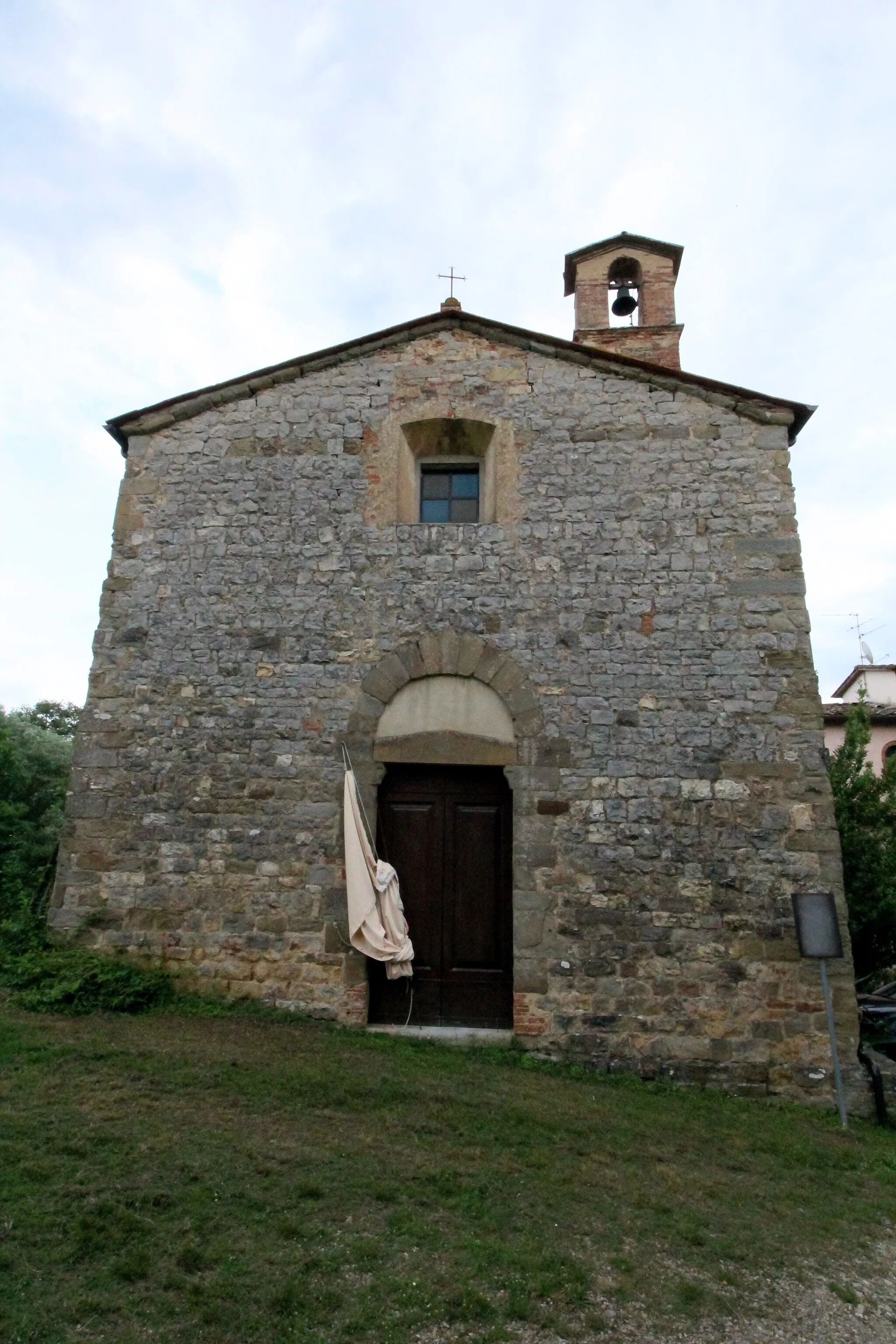 Photo showing: Church San Salvatore, just outside of the city center of Bucine, Province of Arezzo, Tuscany, Italy