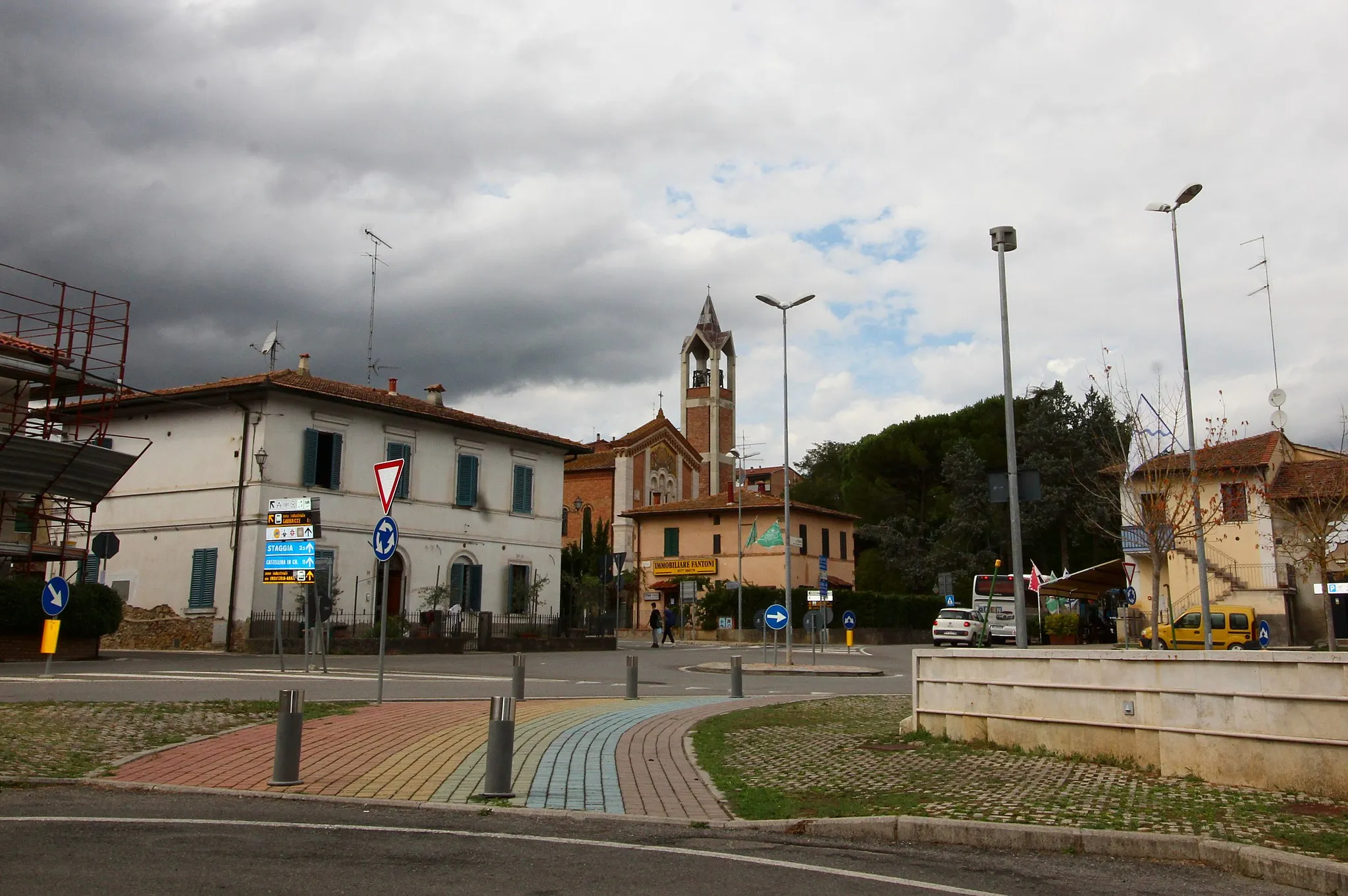 Photo showing: Castellina Scalo, hamlet of Monteriggioni, Province of Siena, Tuscany, Italy
