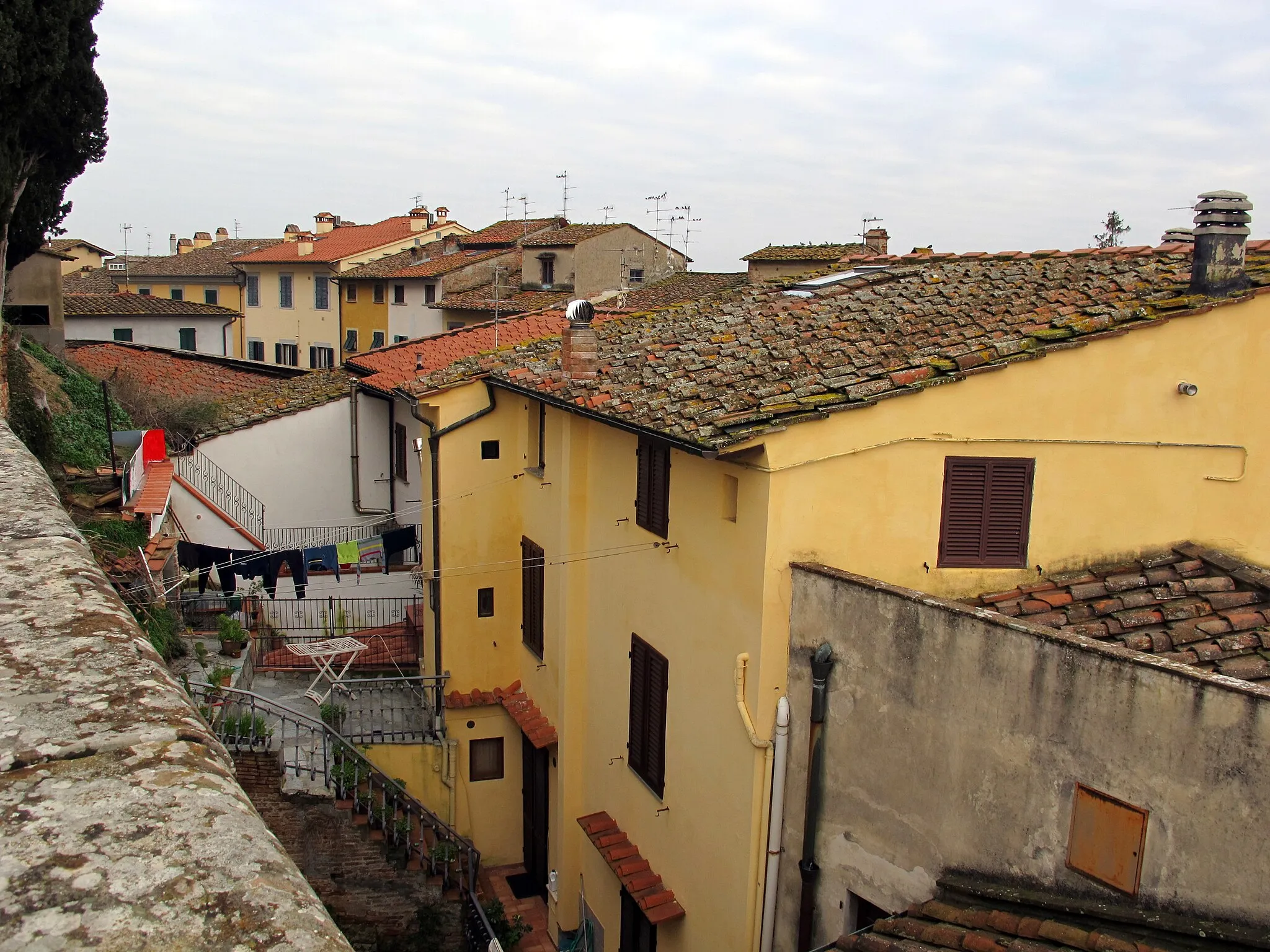 Photo showing: Cerreto guidi, veduta dei tetti