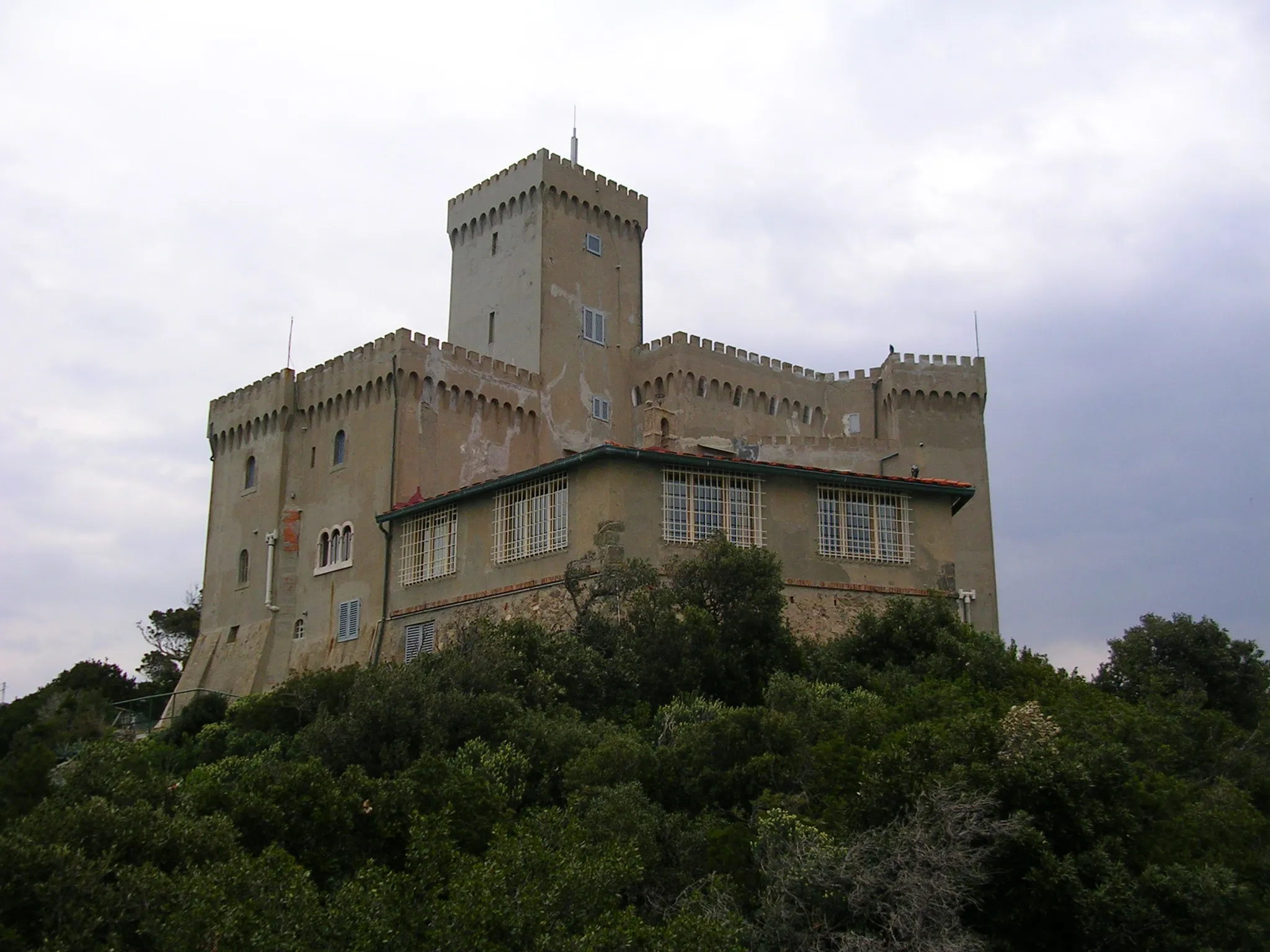 Photo showing: Castle of Baron Sidney Sonnino near Livorno, Italy.