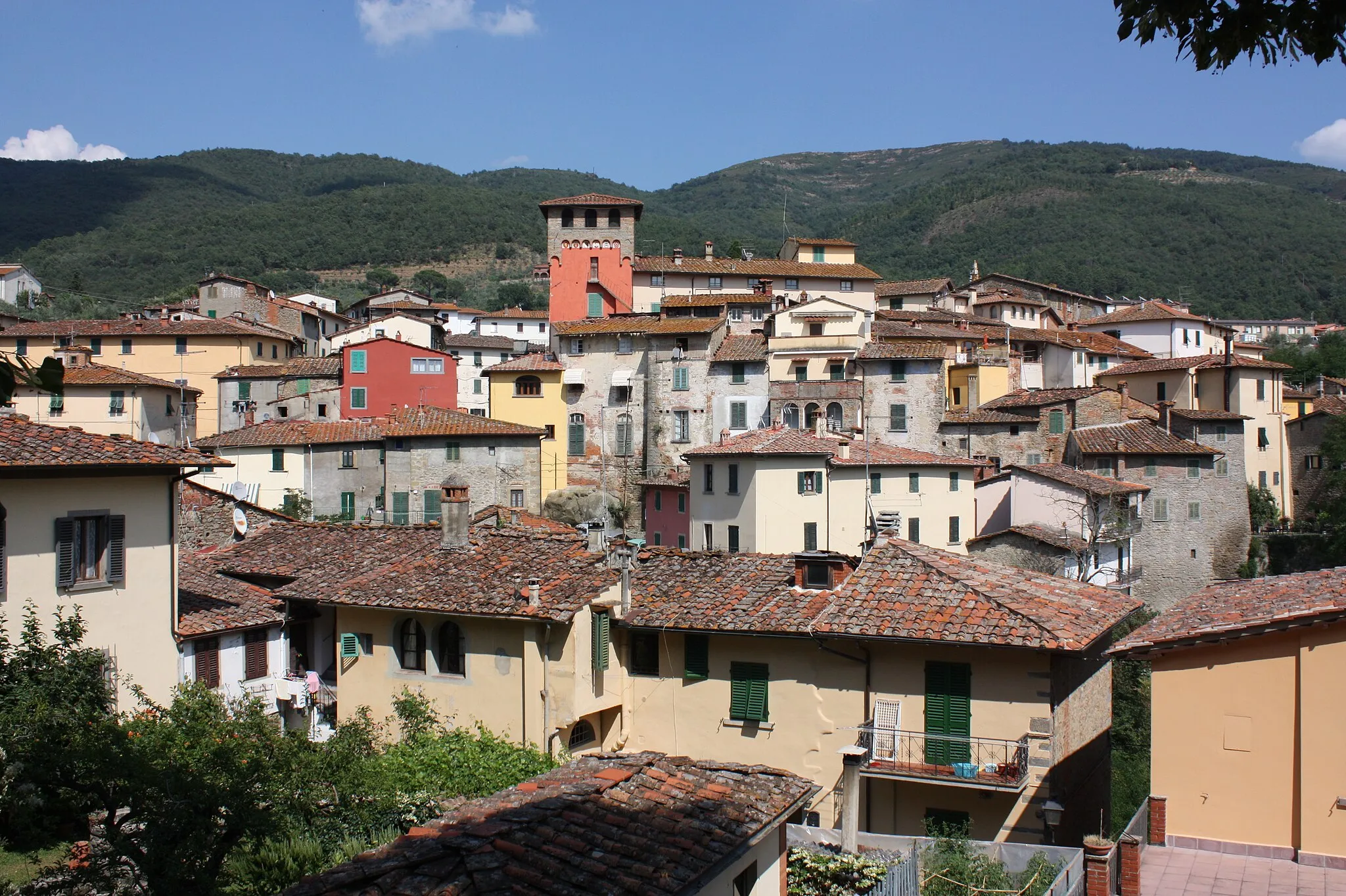 Photo showing: Loro Ciuffenna panorama (Italy, Toscany) 2013