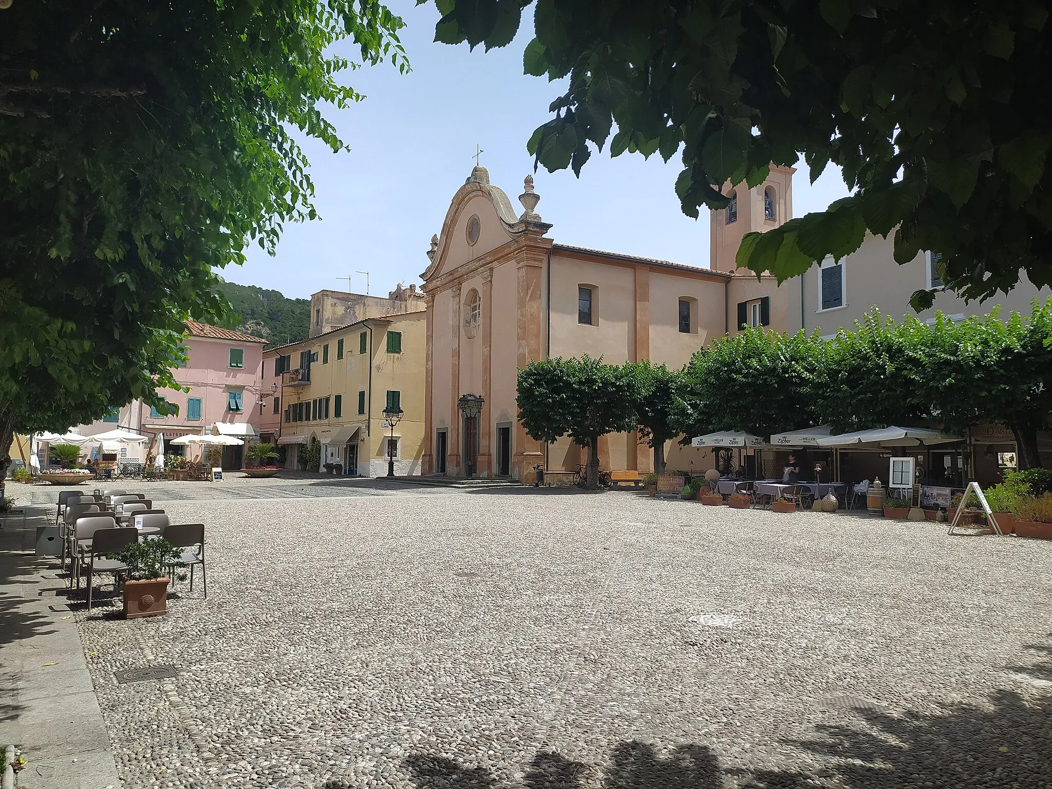 Photo showing: La Piazza Vittorio Emanuele e la Parrocchiale