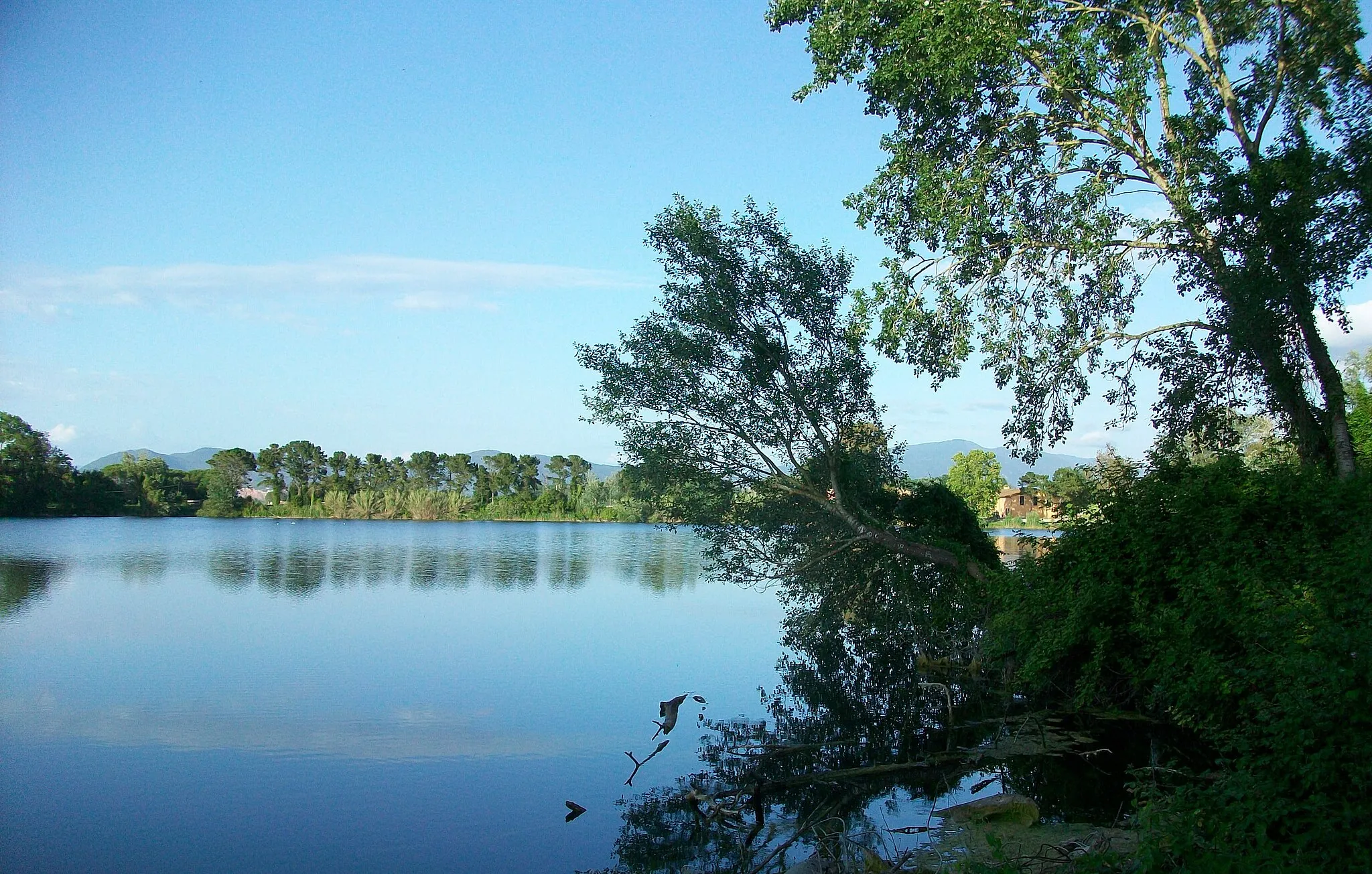 Photo showing: È il lago più esteso della zona, presso l'International Trotting Center