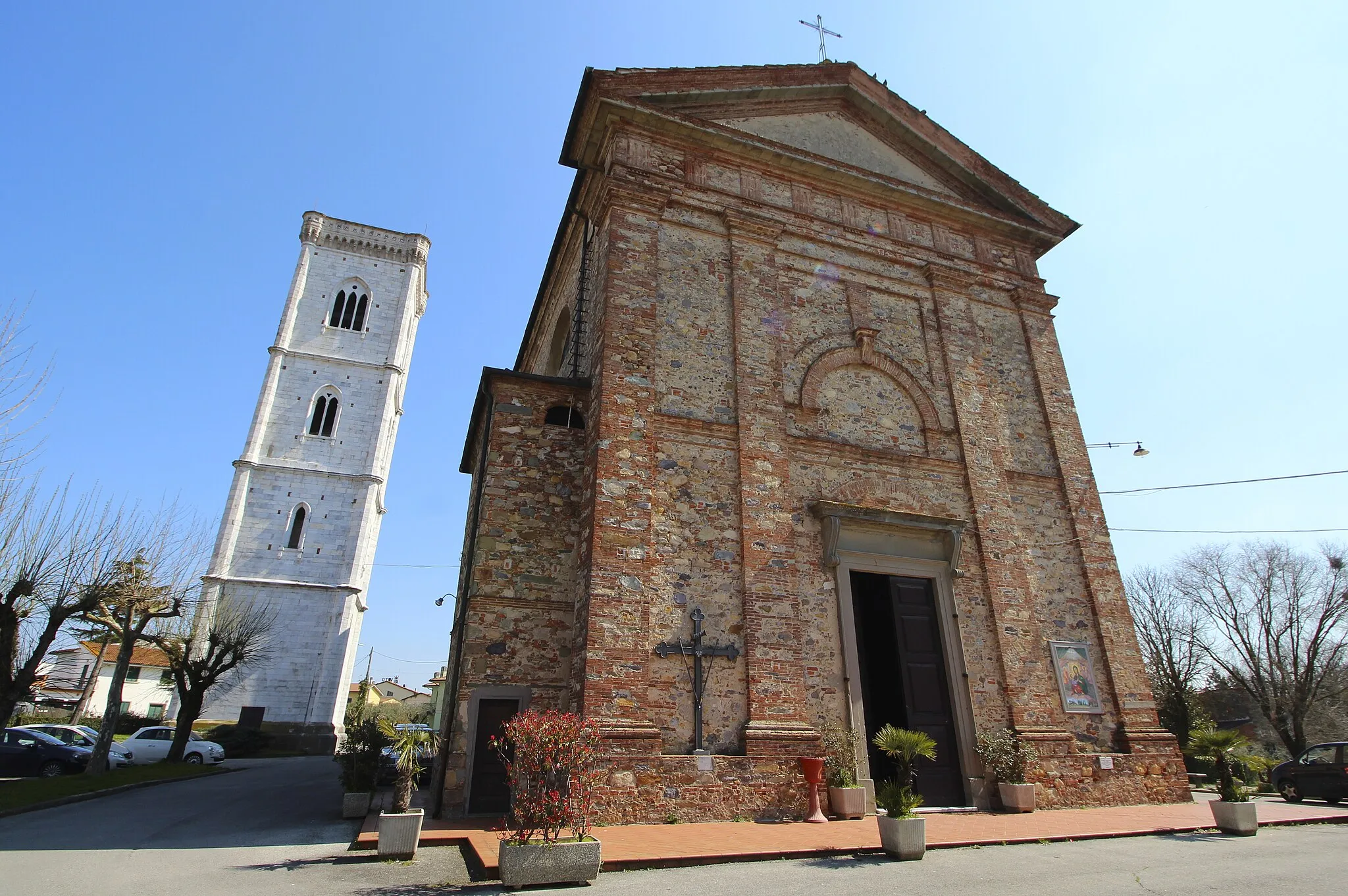 Photo showing: Church San Lorenzo, Orentano, hamlet of Castelfranco di Sotto, Province of Pisa, Tuscany, Italy