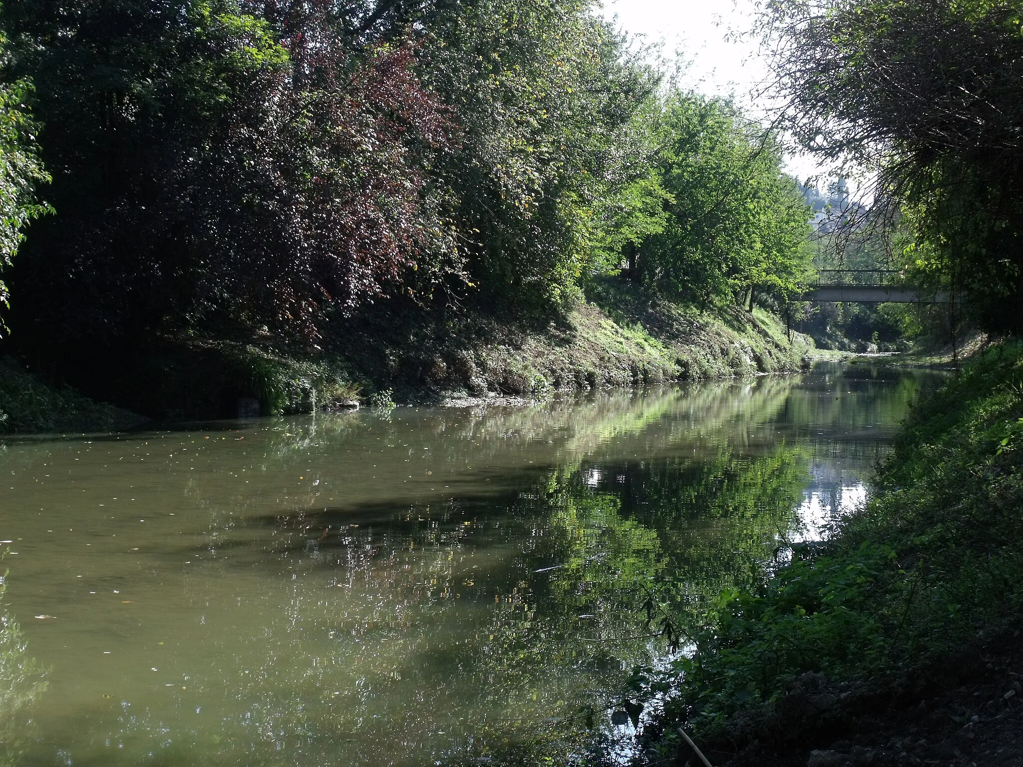 Photo showing: The Ema River before Ponte a Ema (Bagno a Ripoli), Province of Florence, Tuscany, Italy