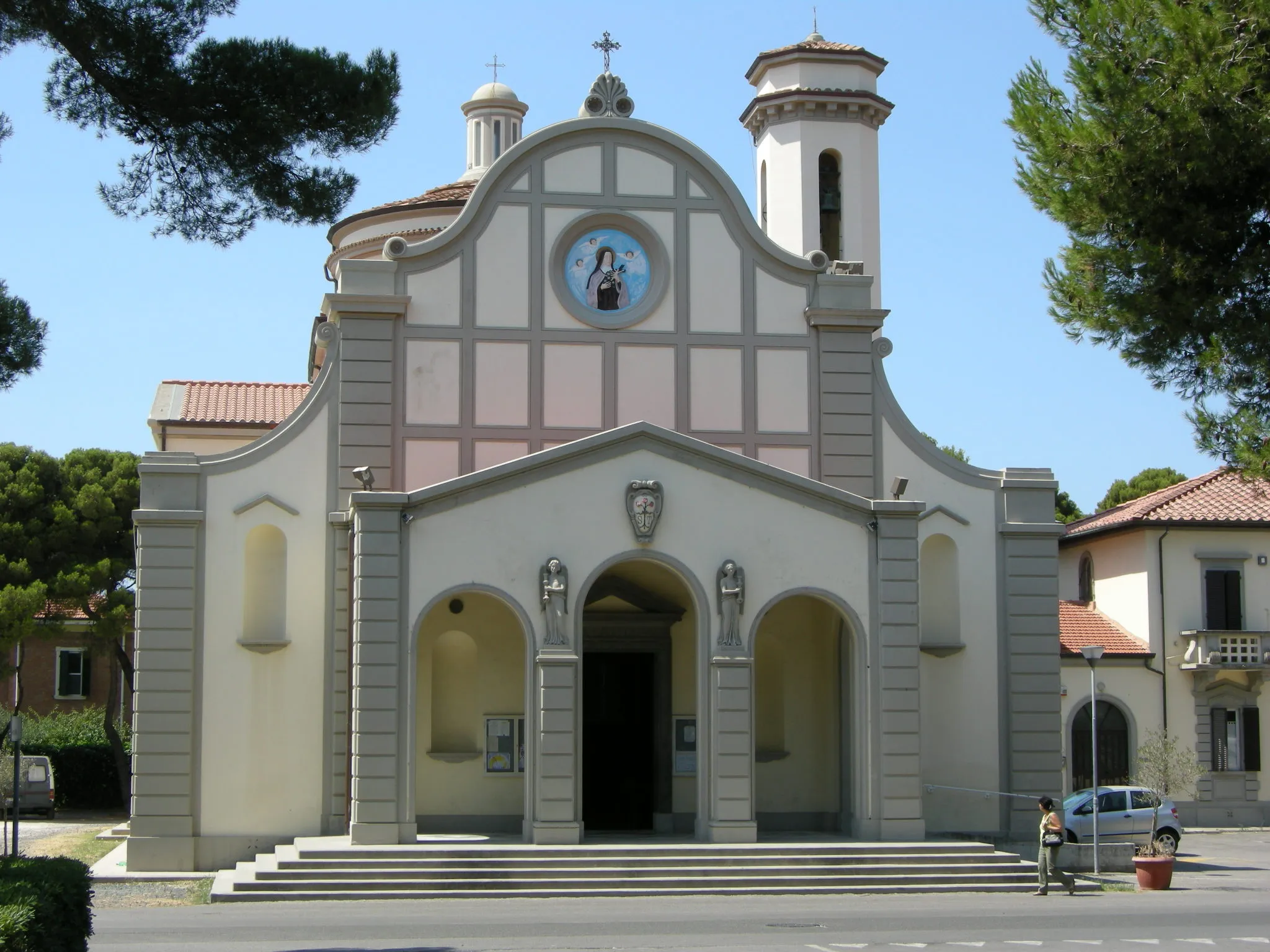 Photo showing: Chiesa di Santa Teresa del Bambin Gesù, Rosignano Solvay