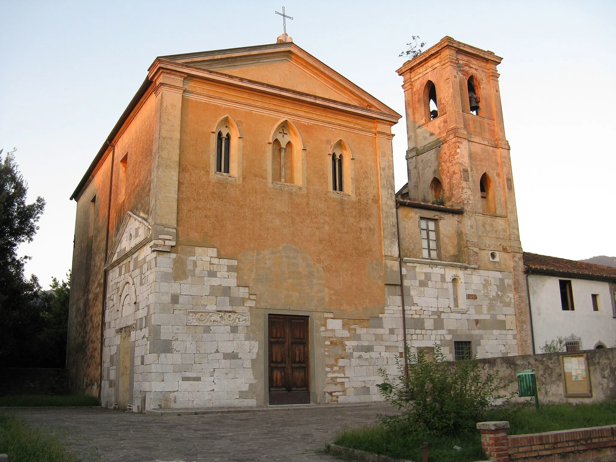 Photo showing: Chiesa di Santa Maria di Pappiana, nel comune di San Giuliano Terme (PI)