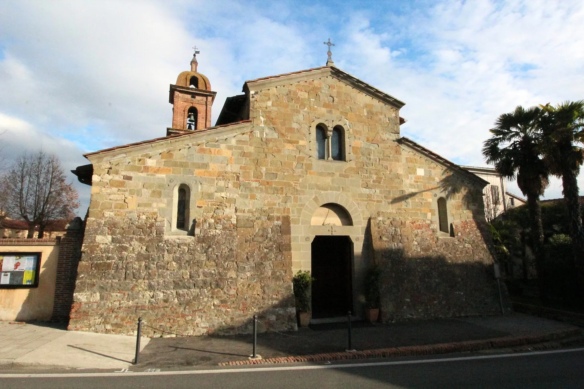 Photo showing: Church San Pietro ad Mensula, Pieve di Sinalunga, Sinalunga, Valdichiana, Province of Siena, Tuscany, Italy