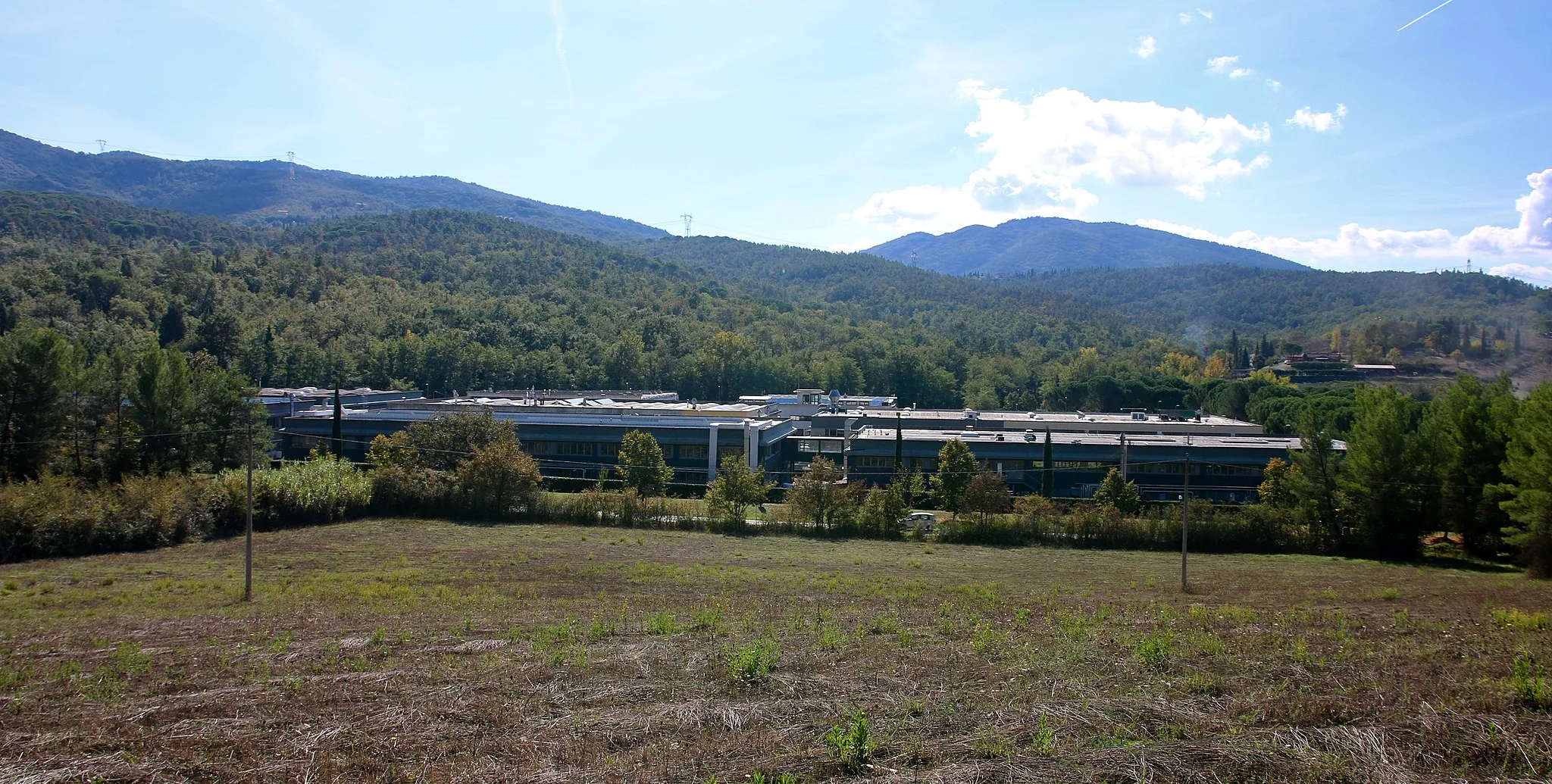 Photo showing: The industrial zone of Strada in Chianti, Meleto.