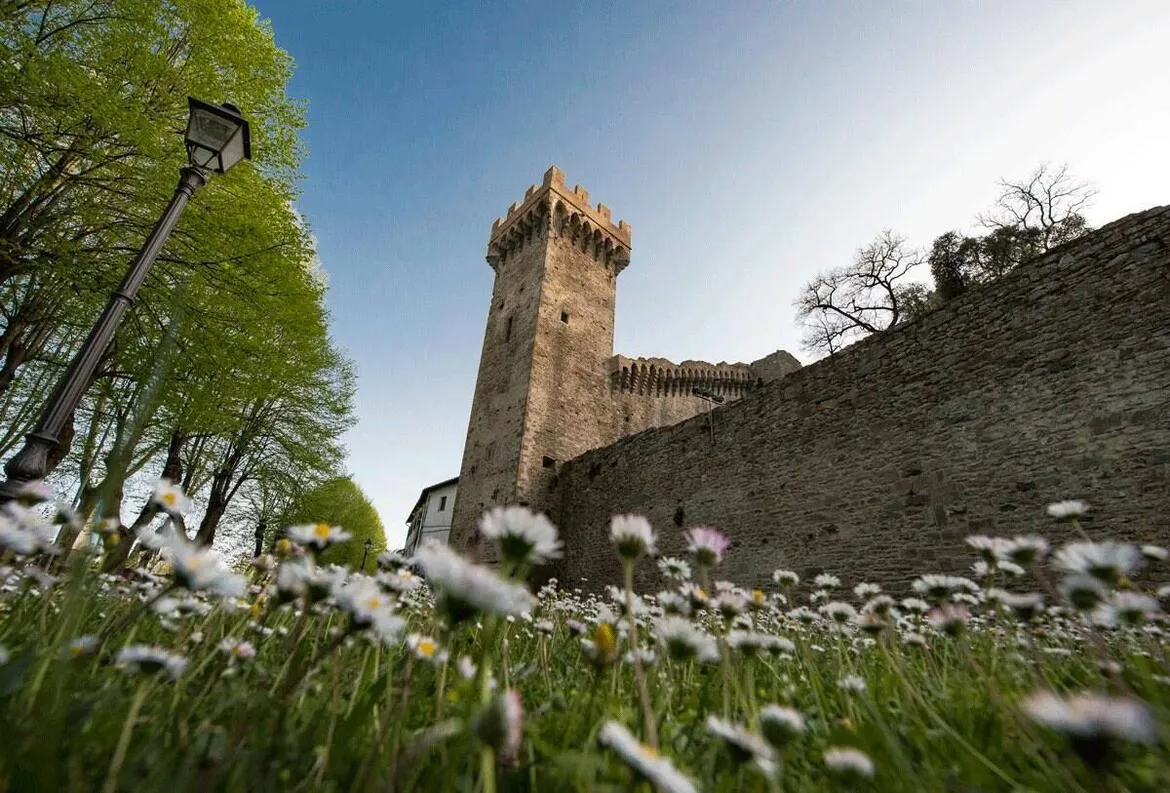 Photo showing: La Torre del soccorso, parte delle fortificazioni del Brunelleschi.