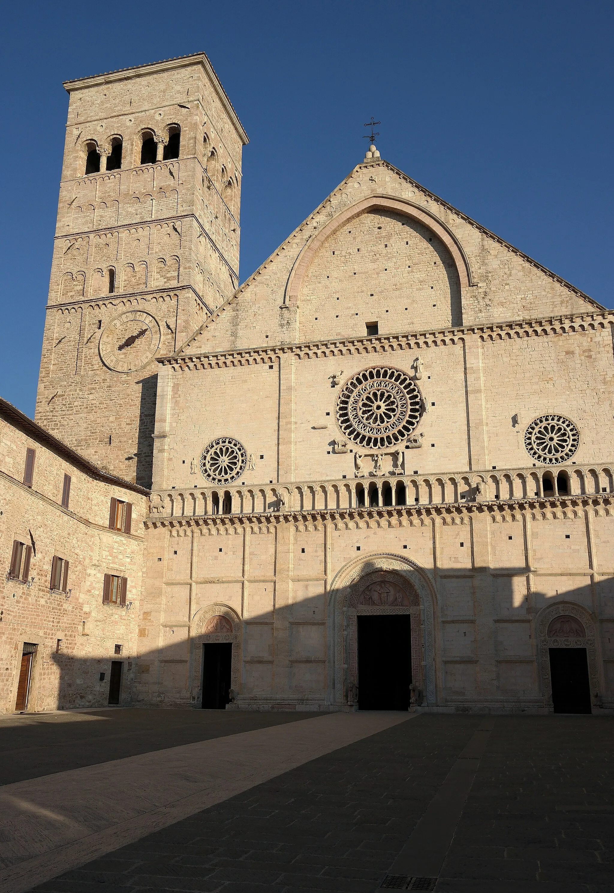 Photo showing: Cattedrale di San Rufino ad Assisi
