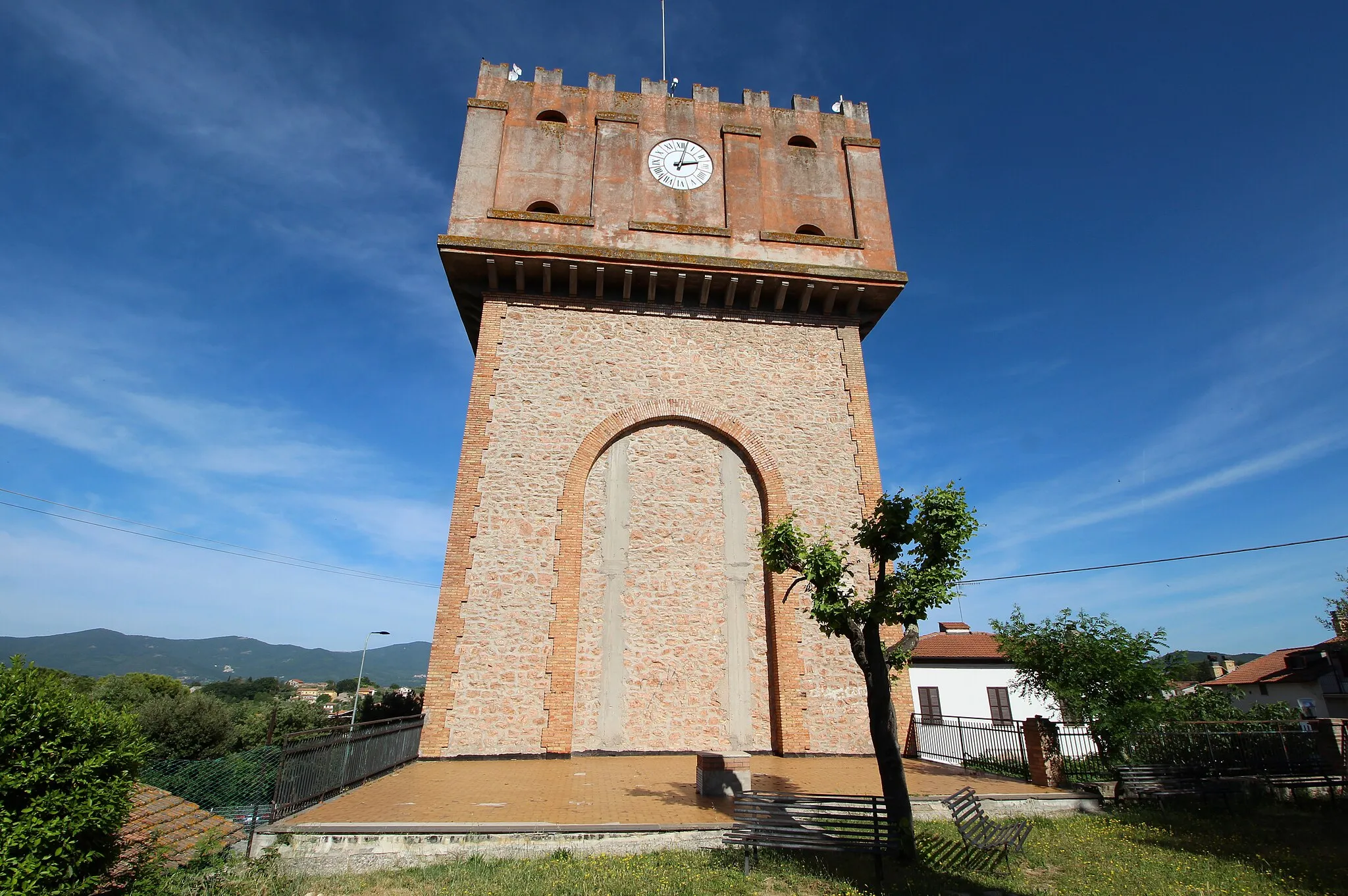 Photo showing: clock tower Torre dell'Orologio, Avigliano Umbro, Province of Terni, Umbria, Italy