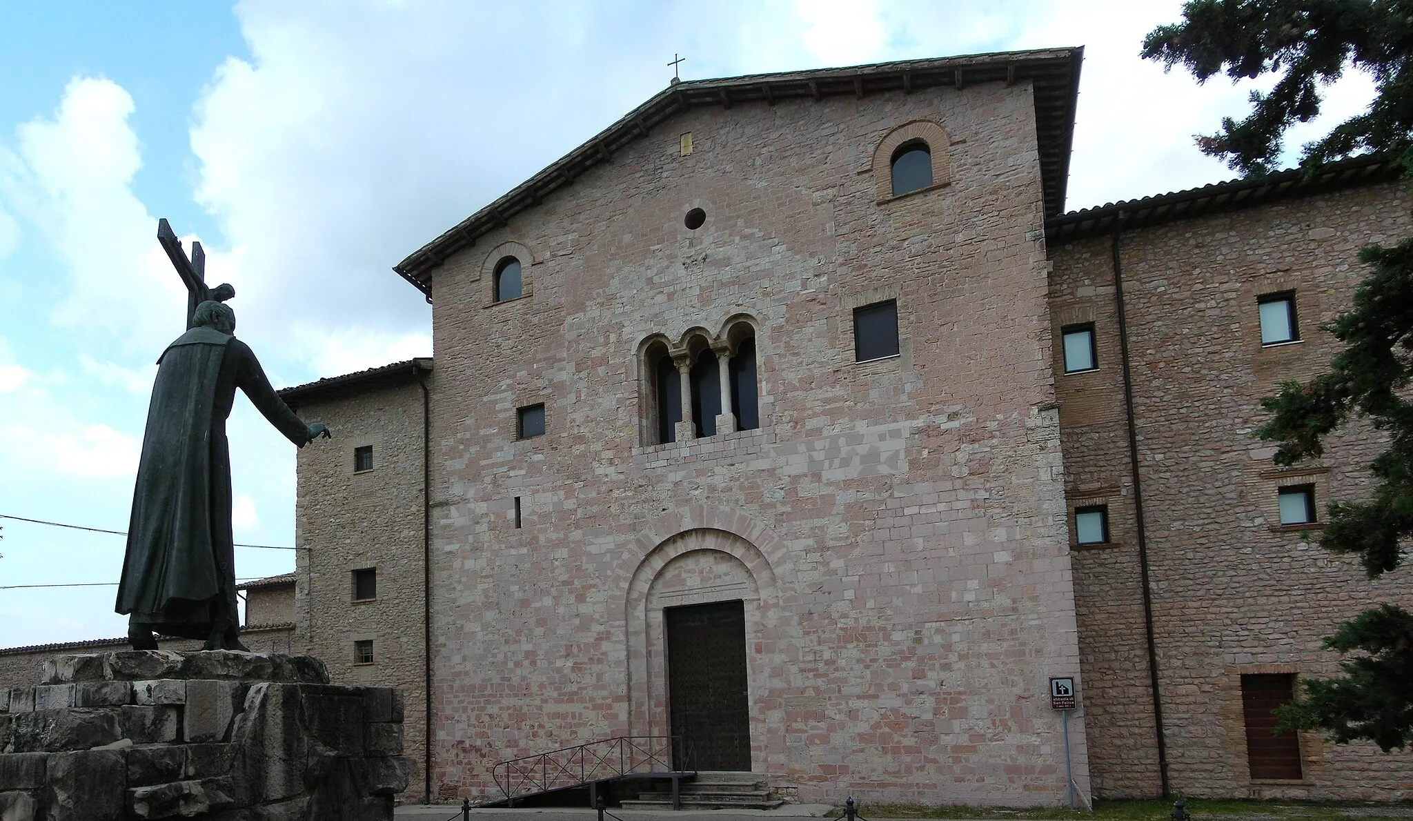 Photo showing: Abbey of St Felice, Bastardo, Giano dell'Umbria, Perugia, Umbria, Italy