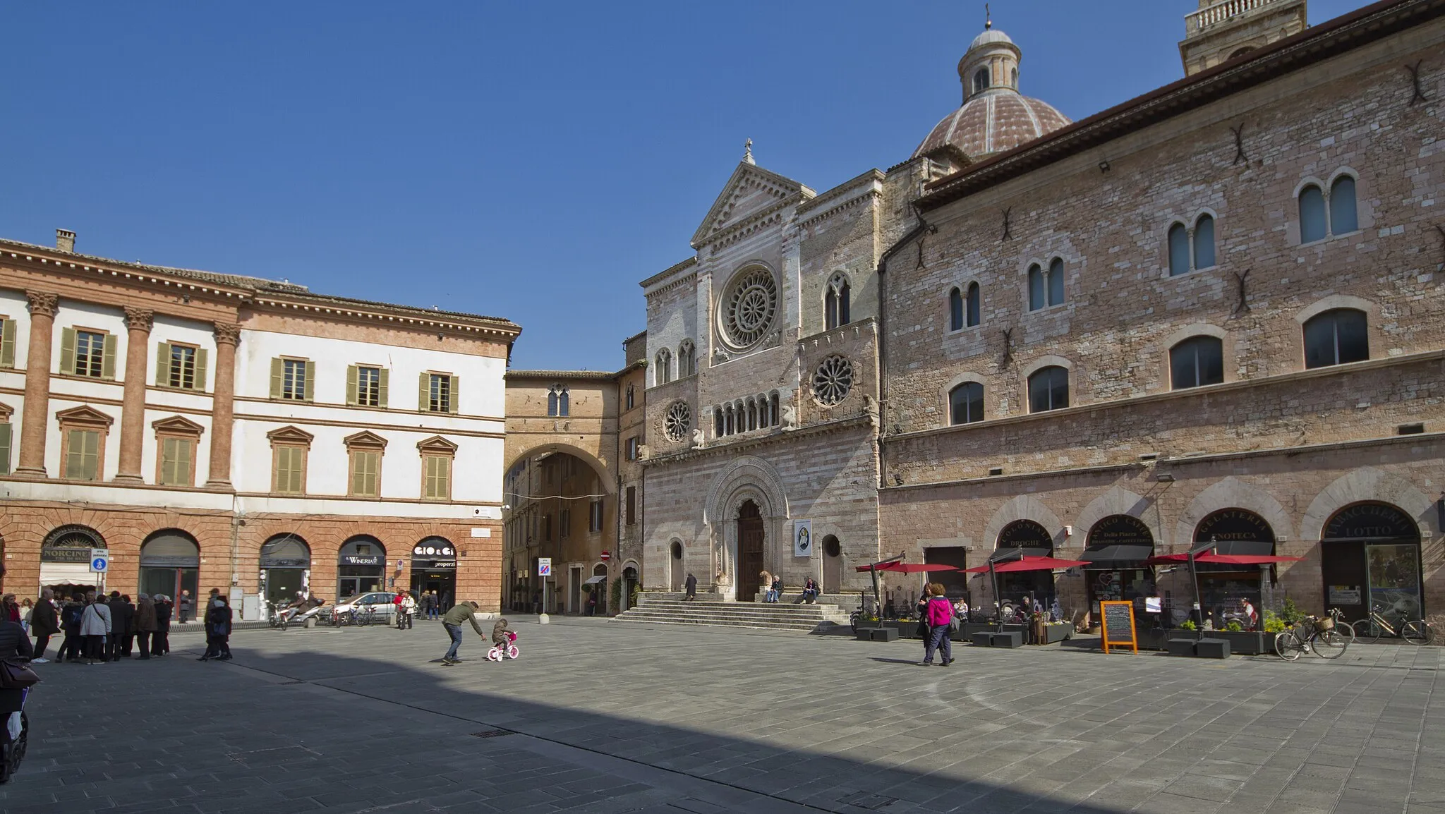 Photo showing: 06034 Foligno, Province of Perugia, Italy
