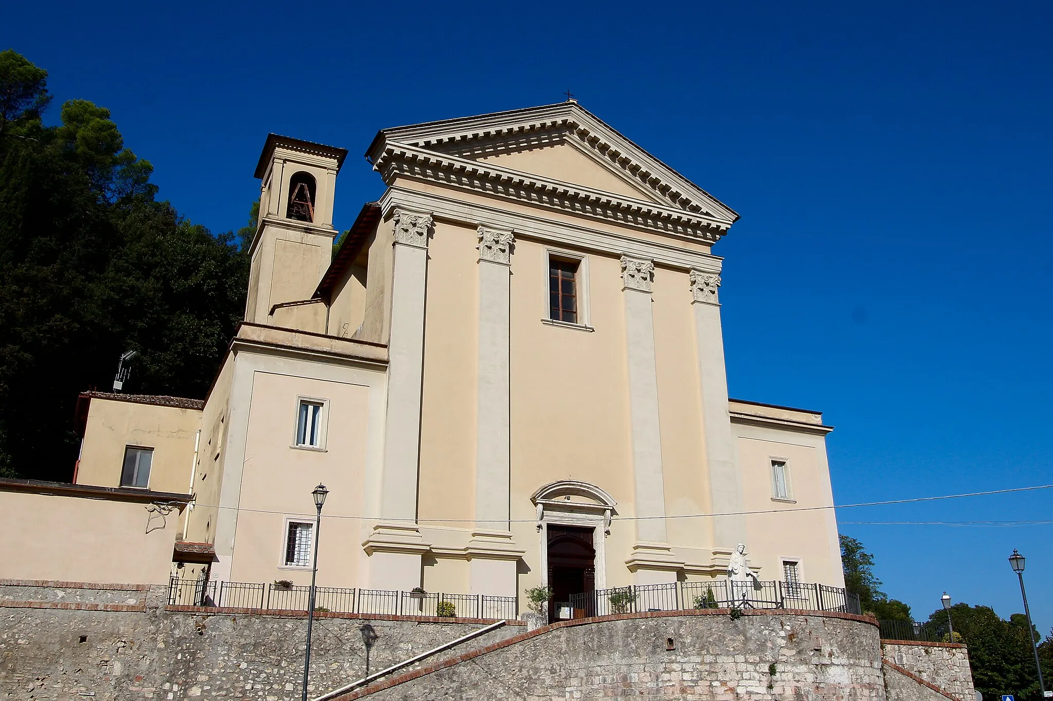 Photo showing: church Madonna del Ponte (Narni Scalo, hamlet of Narni, Province of Terni, Umbria, Italy)