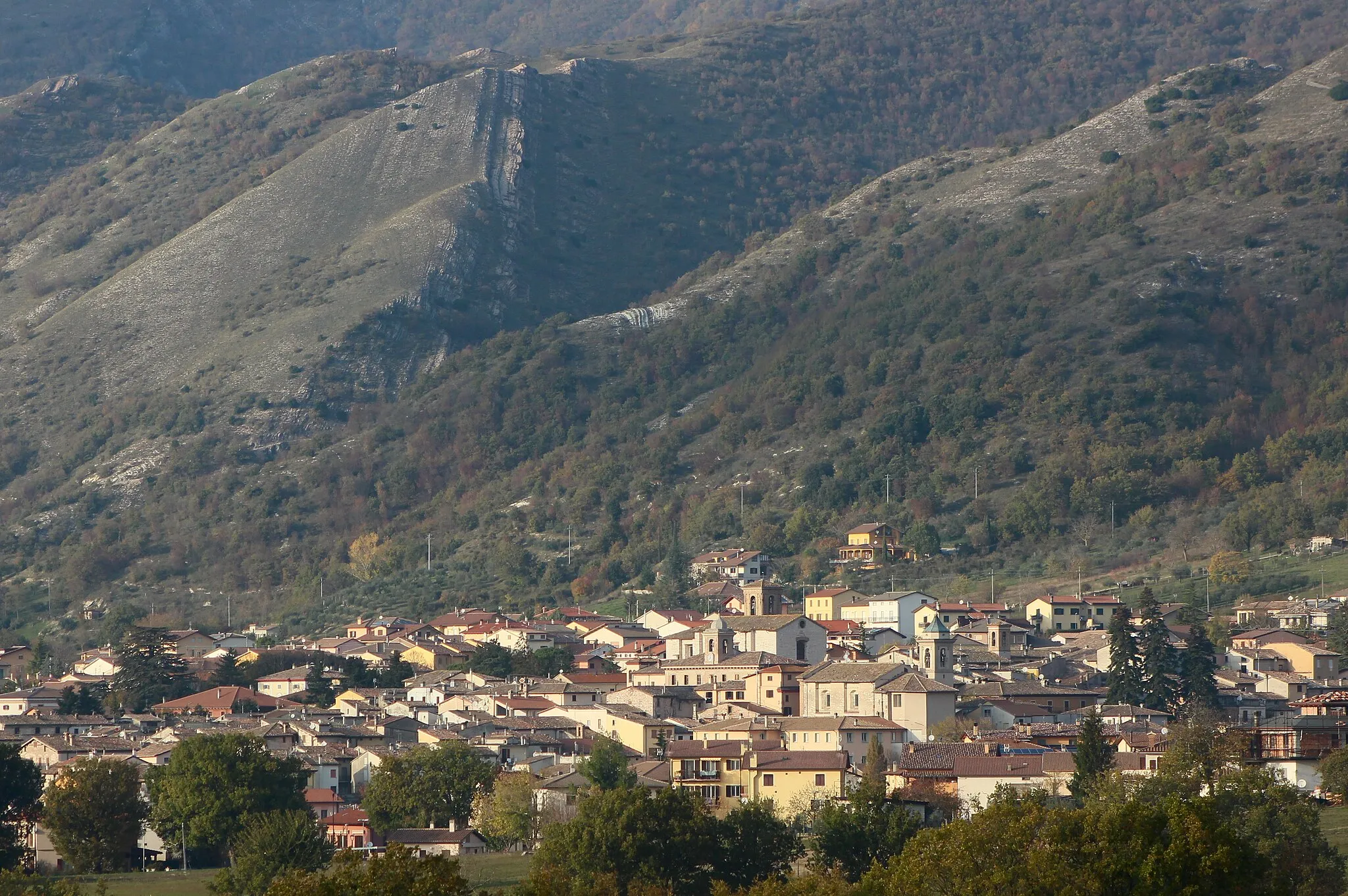 Photo showing: Panorama of Sigillo, Province of Perugia, Umbria, Italy