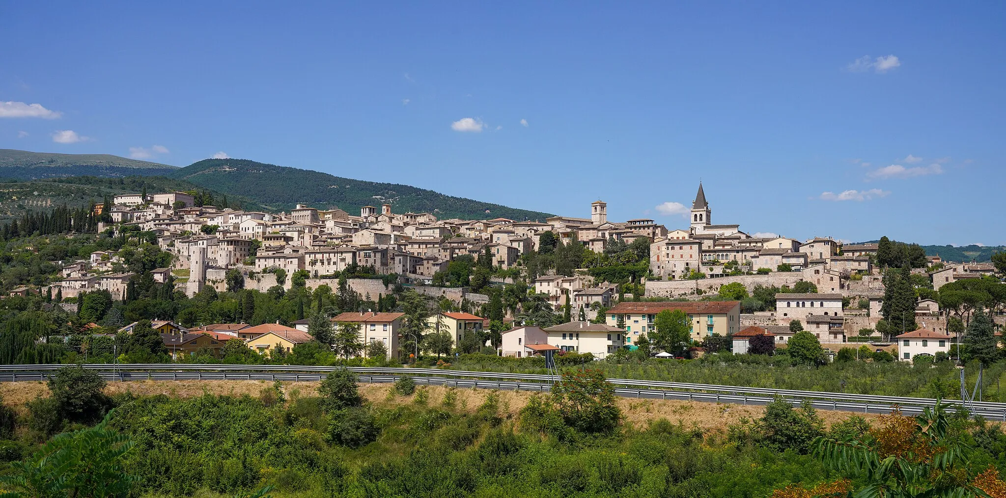 Photo showing: Panorama di Spello