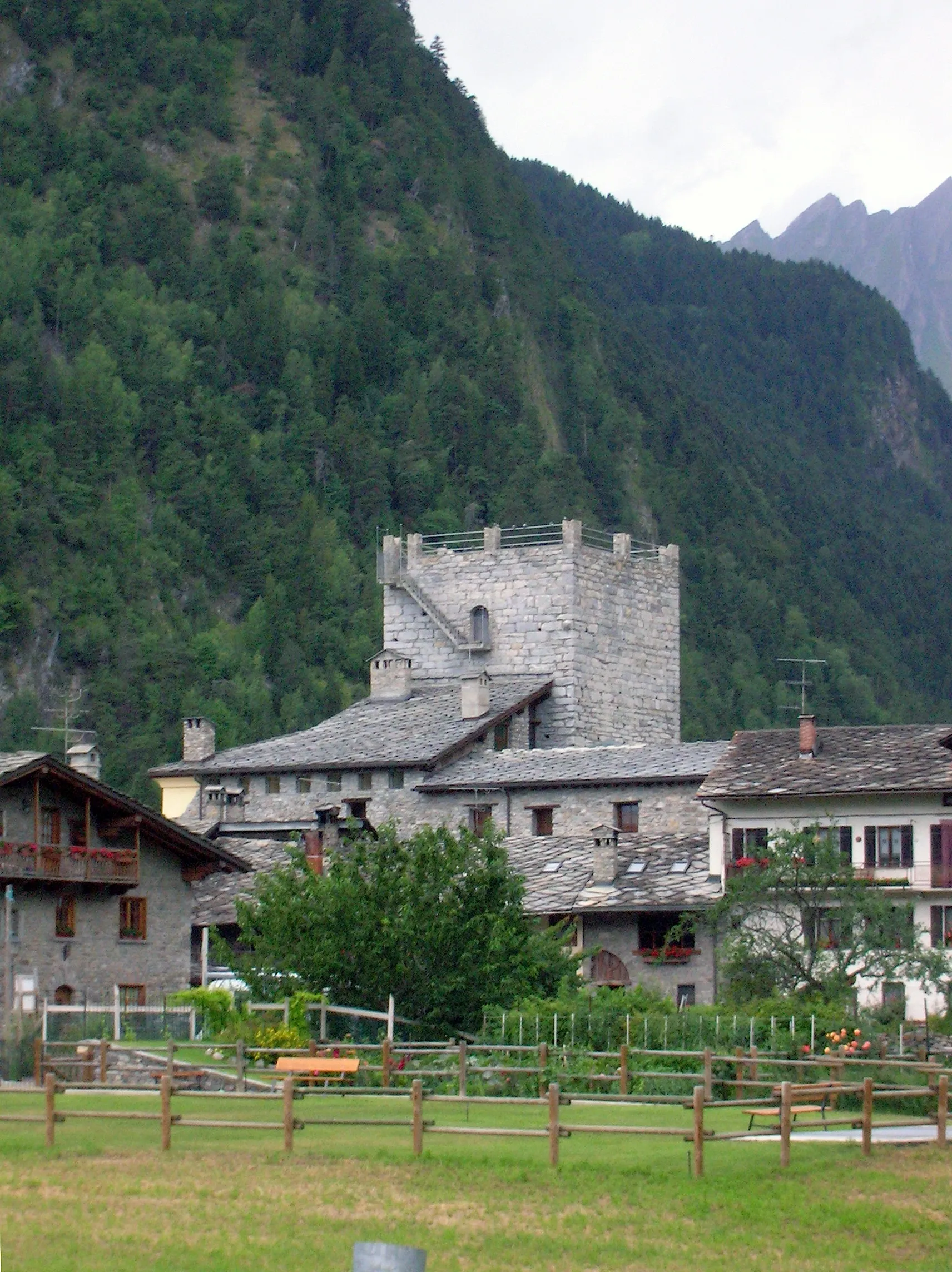 Photo showing: Tour de l'Archet, Morgex, Valle d'Aosta, Italia.
