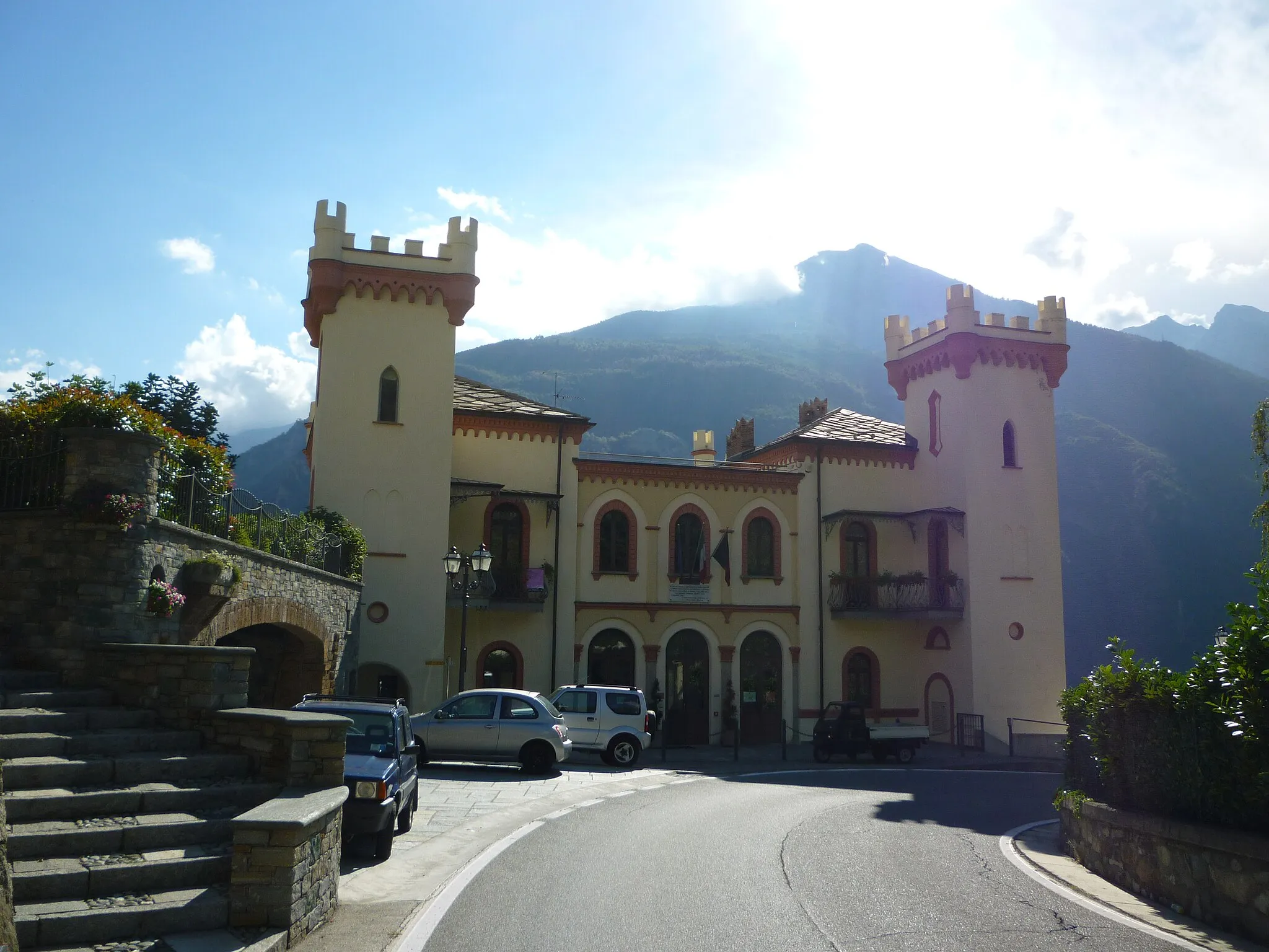 Photo showing: Baraing Castle in Pont-Saint-Martin (Aosta Valley, Italy)