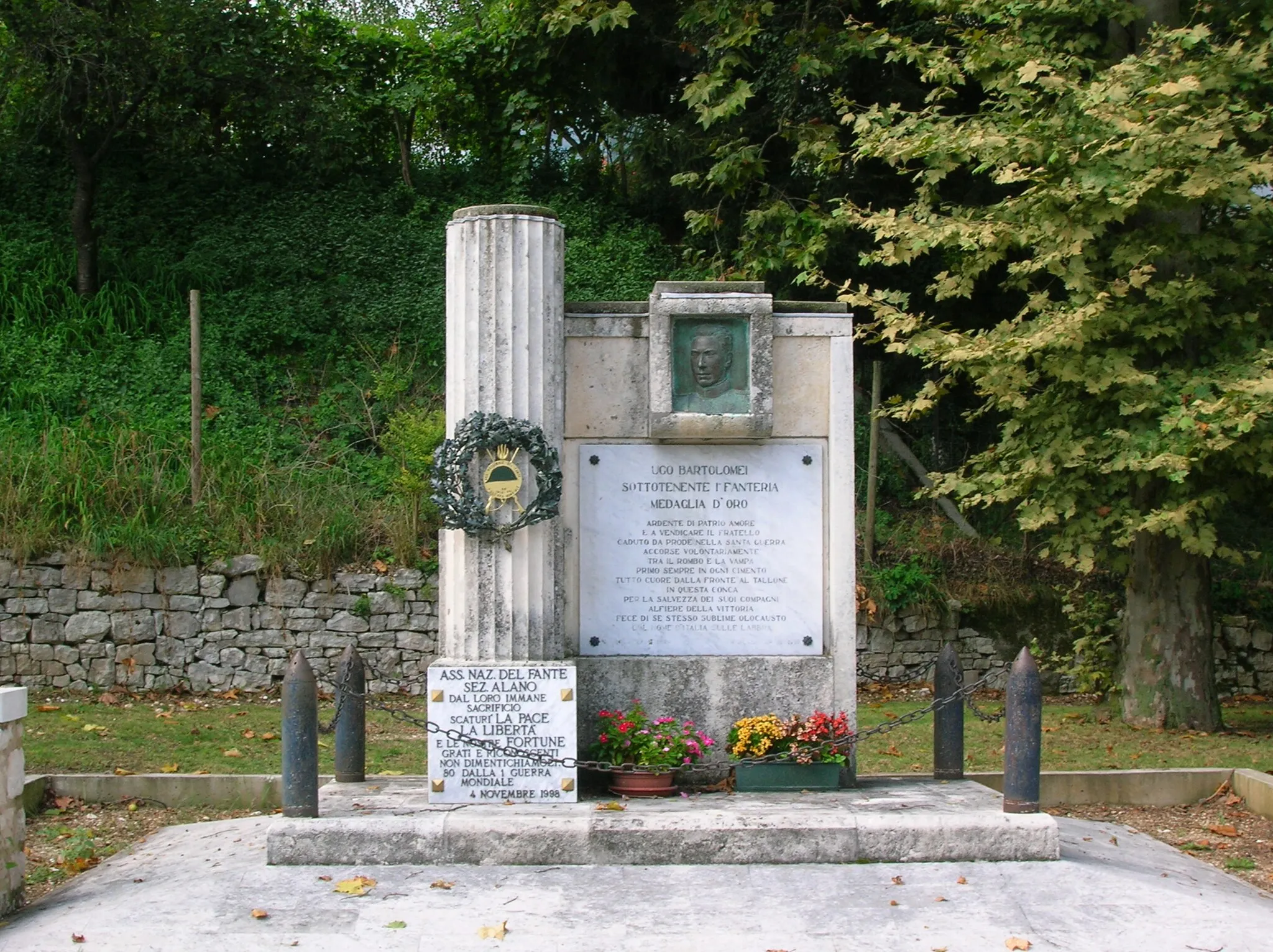 Photo showing: Monumento ad Ugo Bartolomei ad Alano di Piave (Bl)