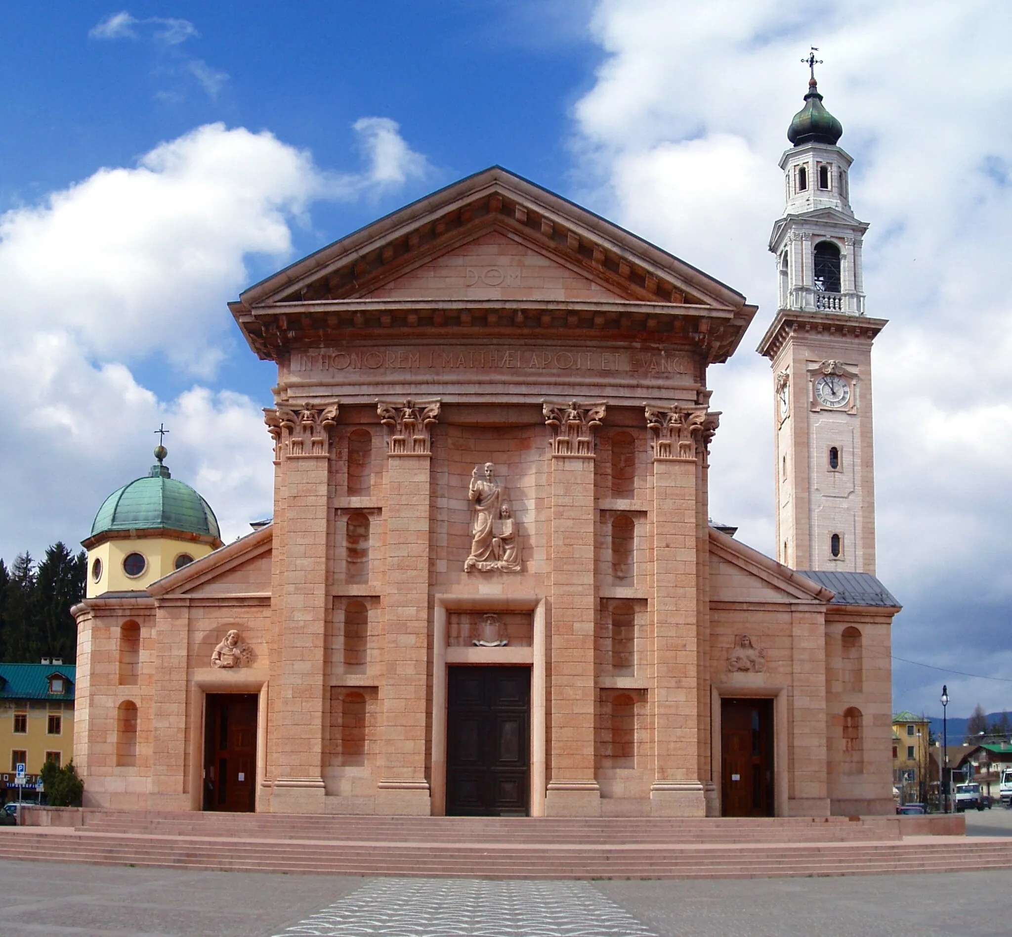 Photo showing: Duomo di San Matteo, Asiago, Italy