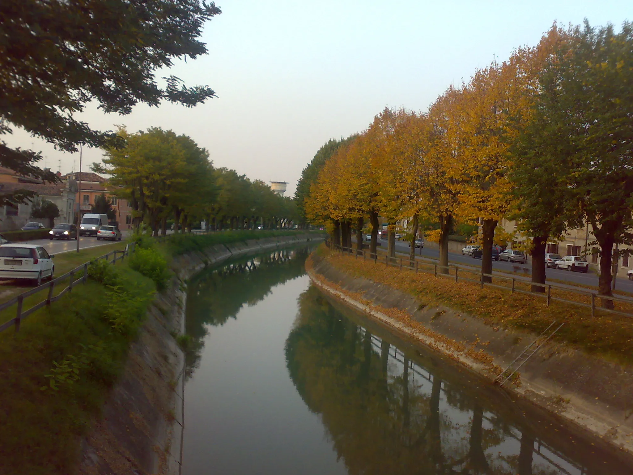 Photo showing: Adigetto - Badia Polesine