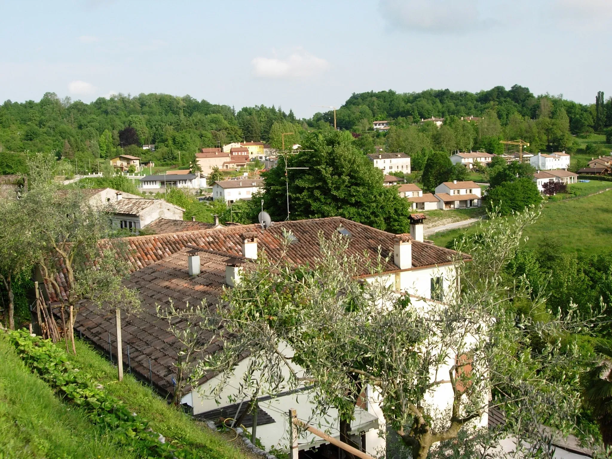 Photo showing: Collalto, Susegana's fraction, seen from its castle