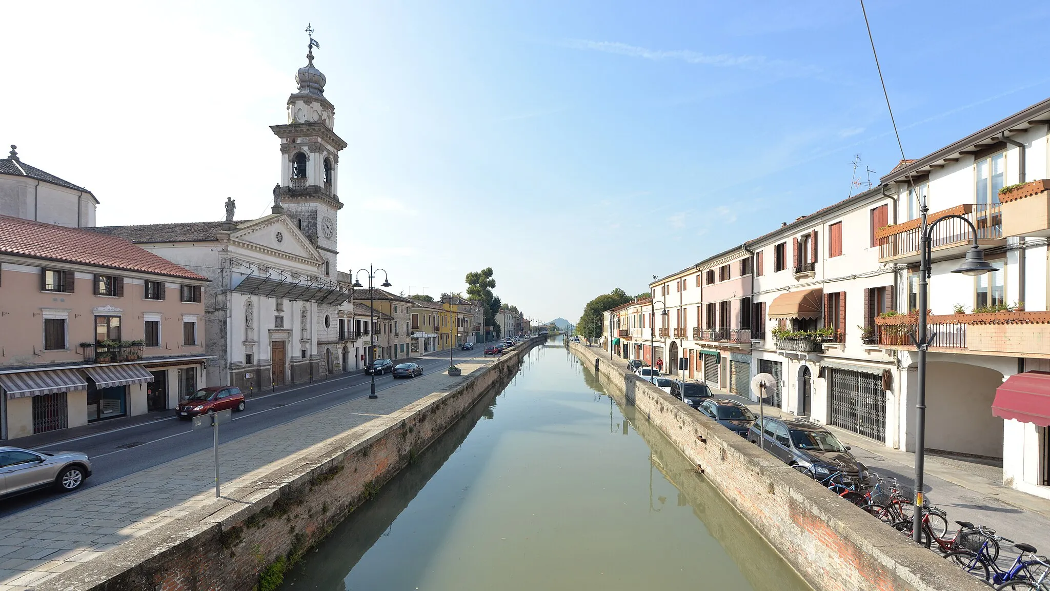 Photo showing: Battaglia Terme. Il Canale Battaglia