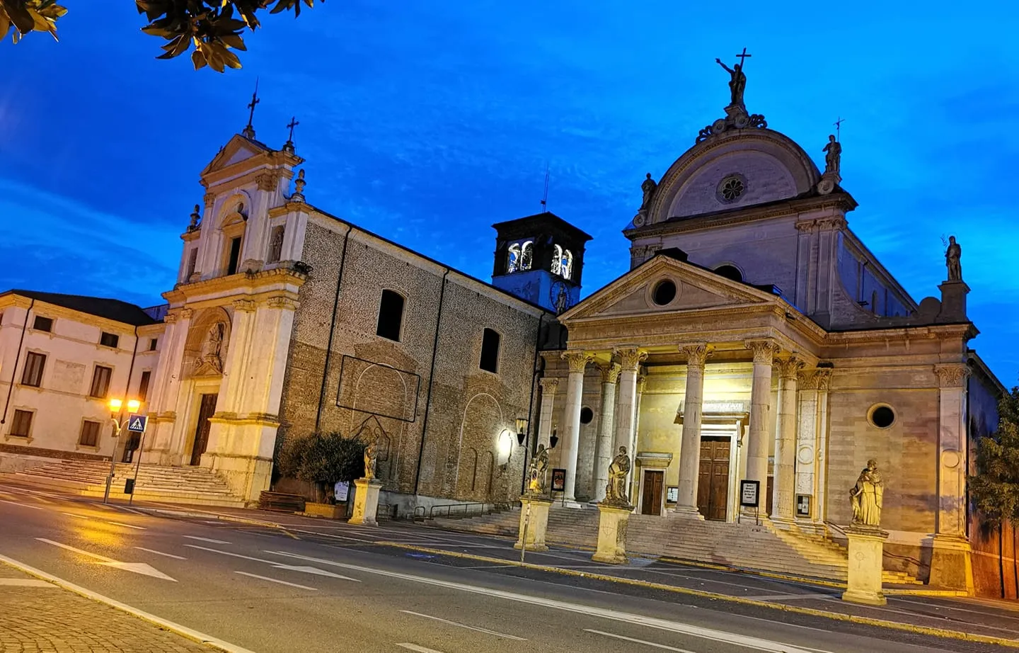 Photo showing: my photo of churches of Bovolone