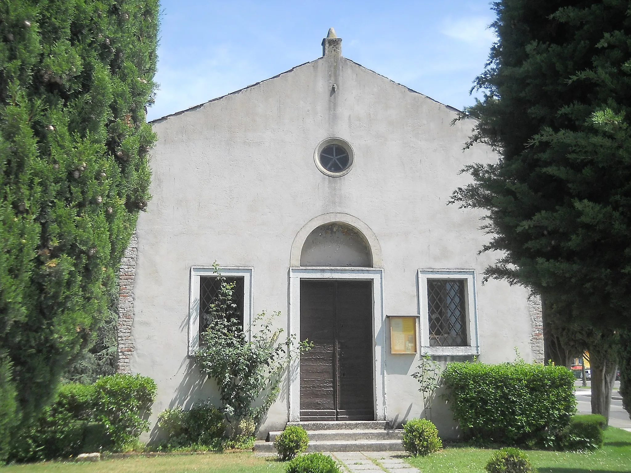 Photo showing: Facciata della chiesetta di San Rocco a Bussolengo (provincia di Verona)