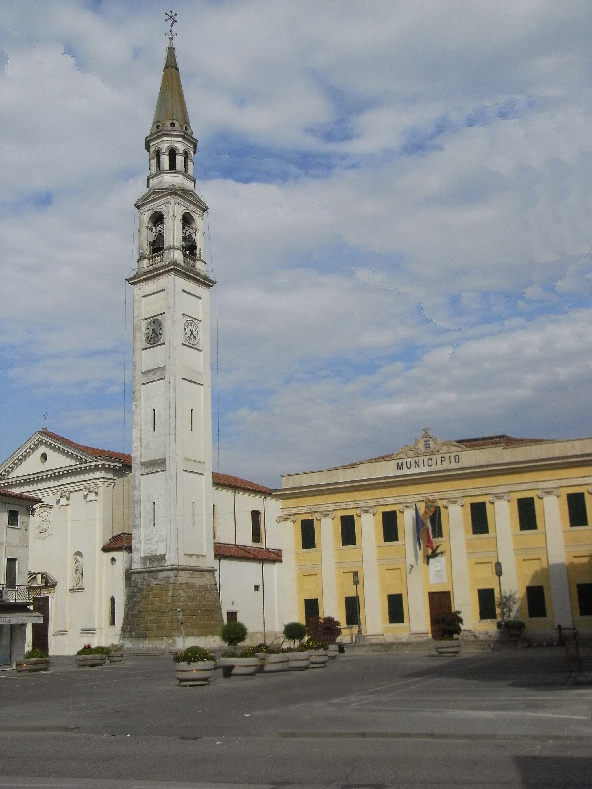 Photo showing: Camisano Vicentino, Piazza Umberto I