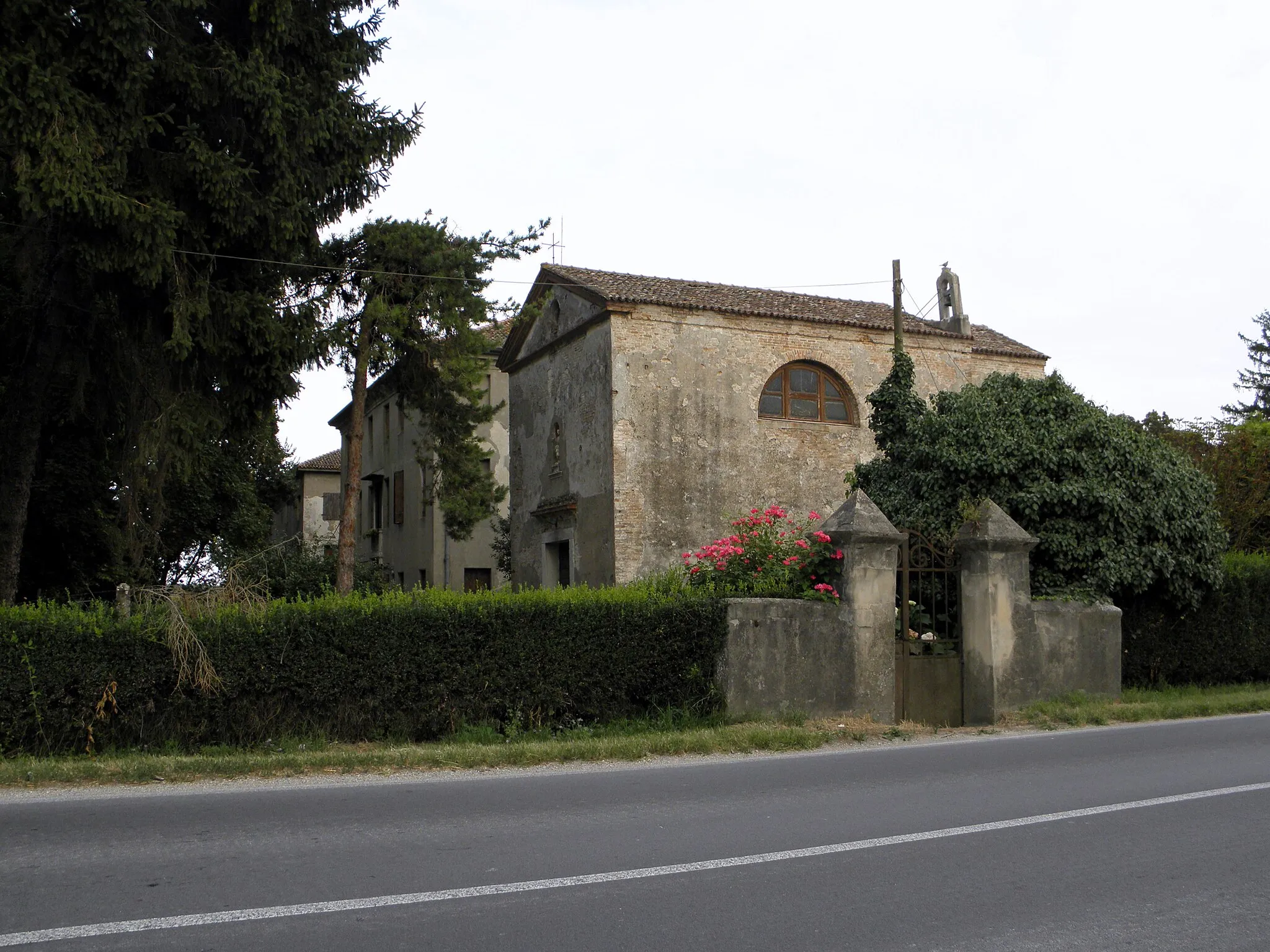 Photo showing: Ca' Labia, località di Cavarzere: la cappella gentilizia del complesso di Ca' Beadin.