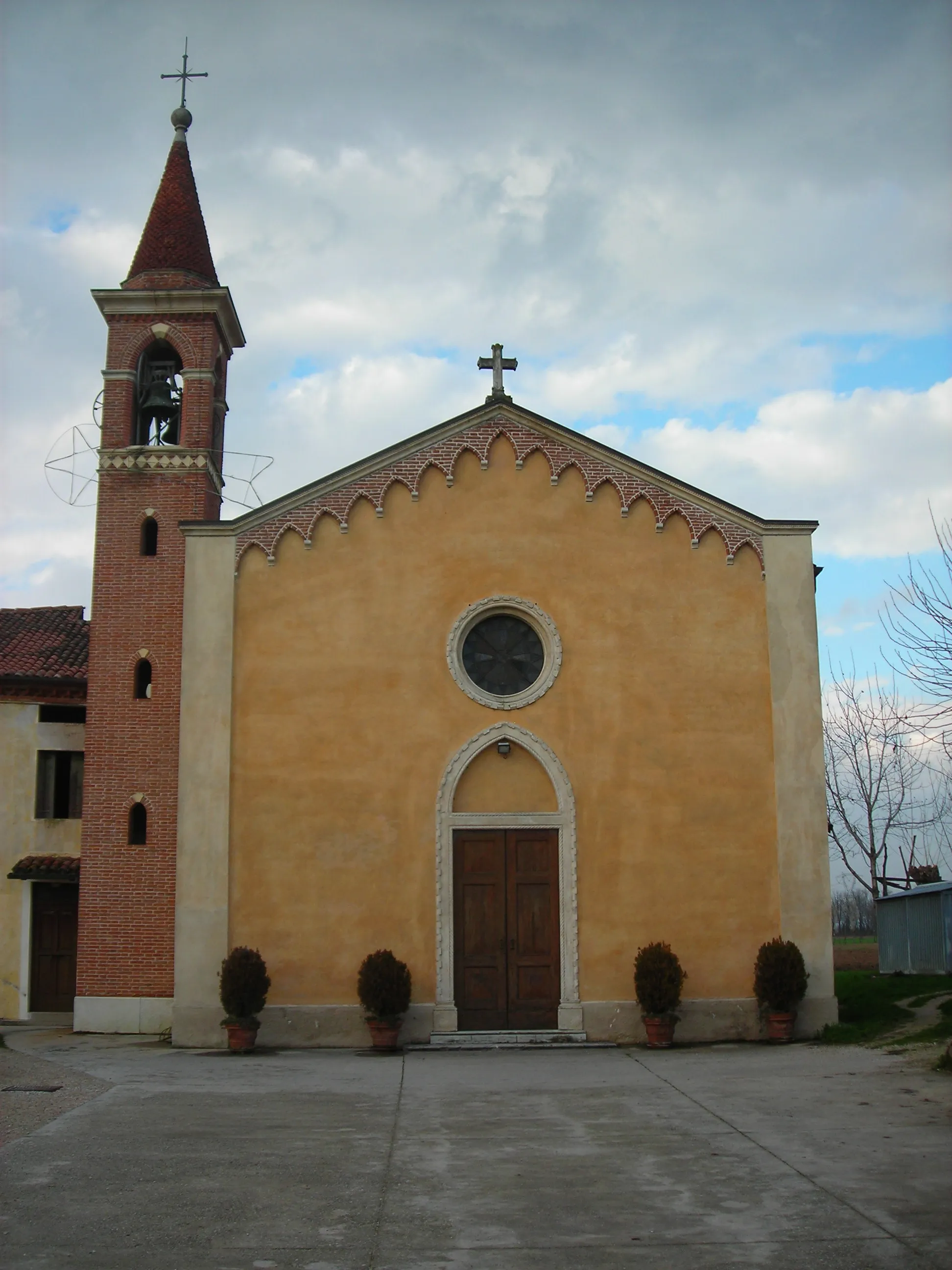 Photo showing: Santa Maria in Favrega Church, Motta di Costabissara, Vicenza, Italy