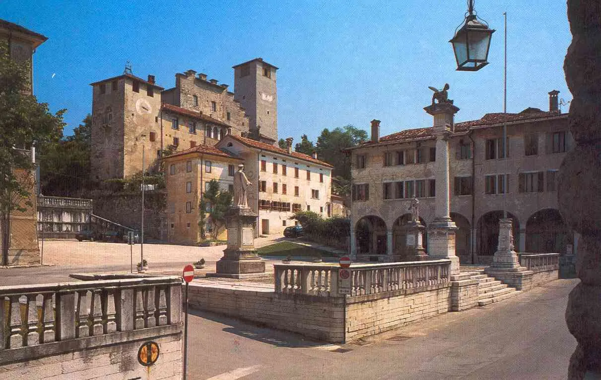 Photo showing: Piazza Maggiore, Feltre