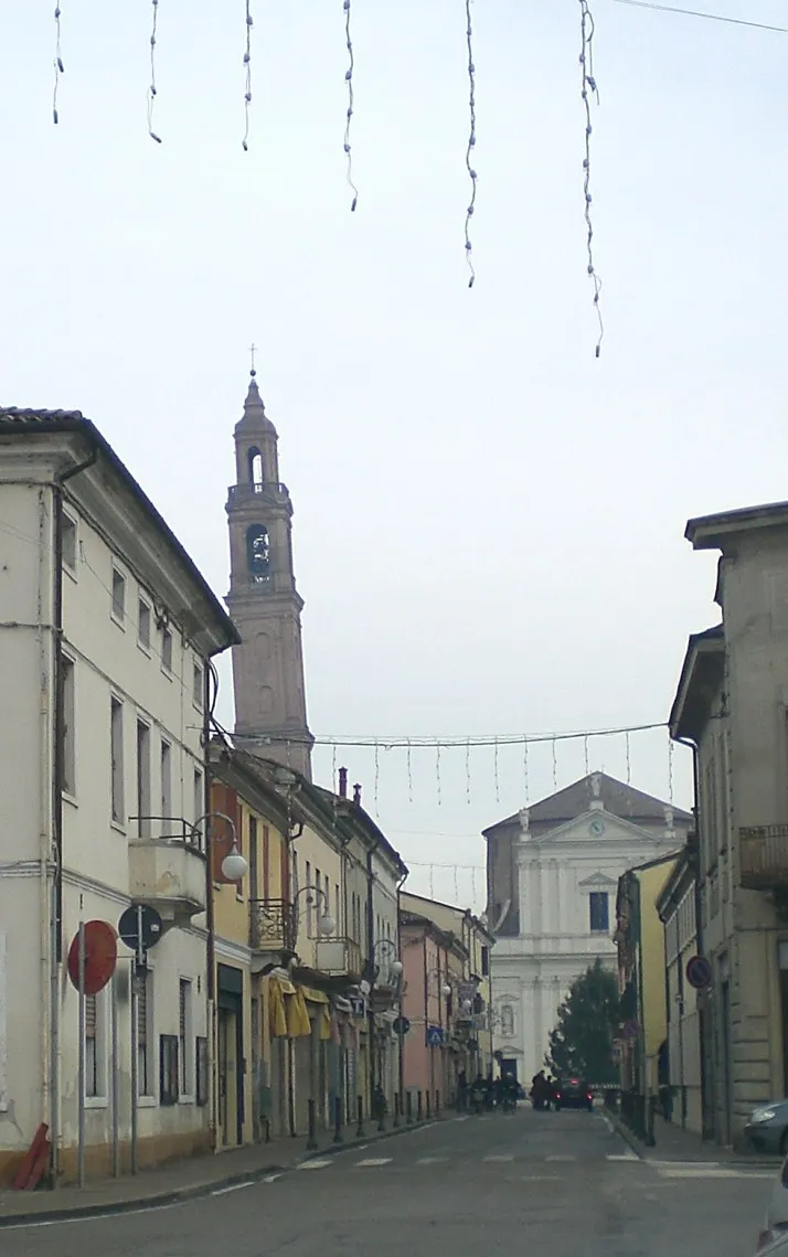 Photo showing: Veduta di Ficarolo