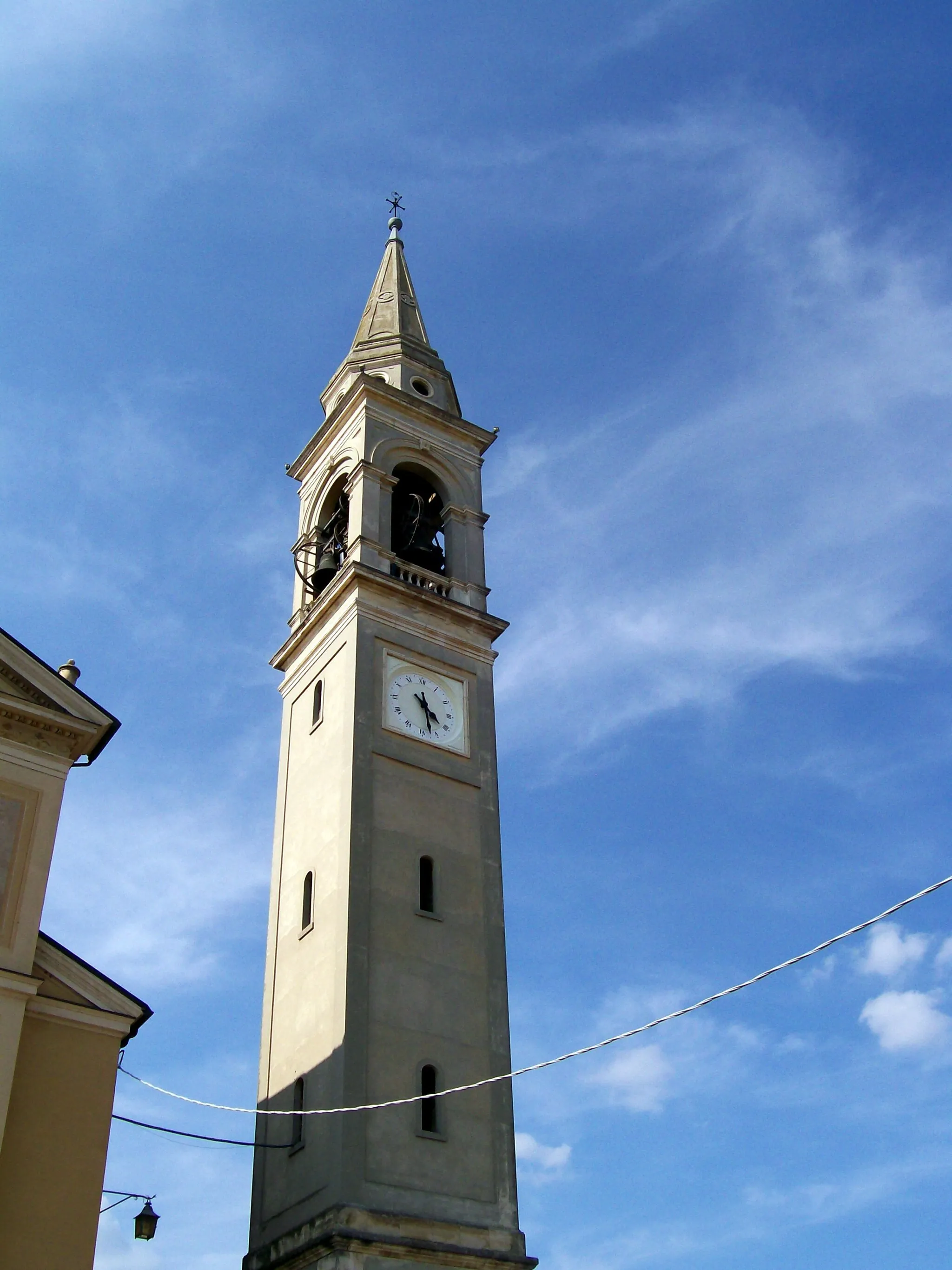 Photo showing: Torre campanaria della chiesa di Santo Stefano in Brognoligo di Monteforte d'Alpone (VR).