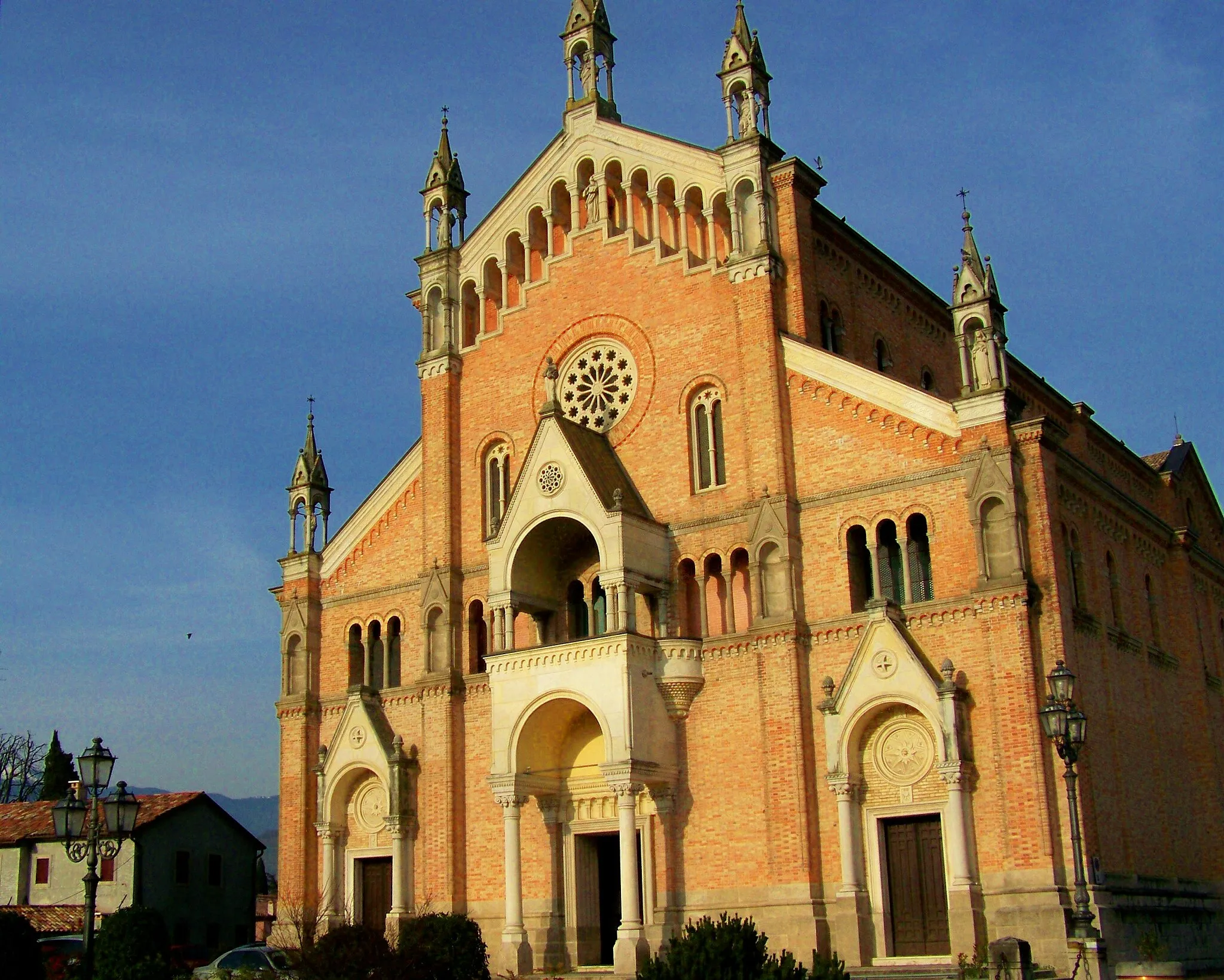 Photo showing: Church of the Holy Assumption in Pieve di Soligo, Italy