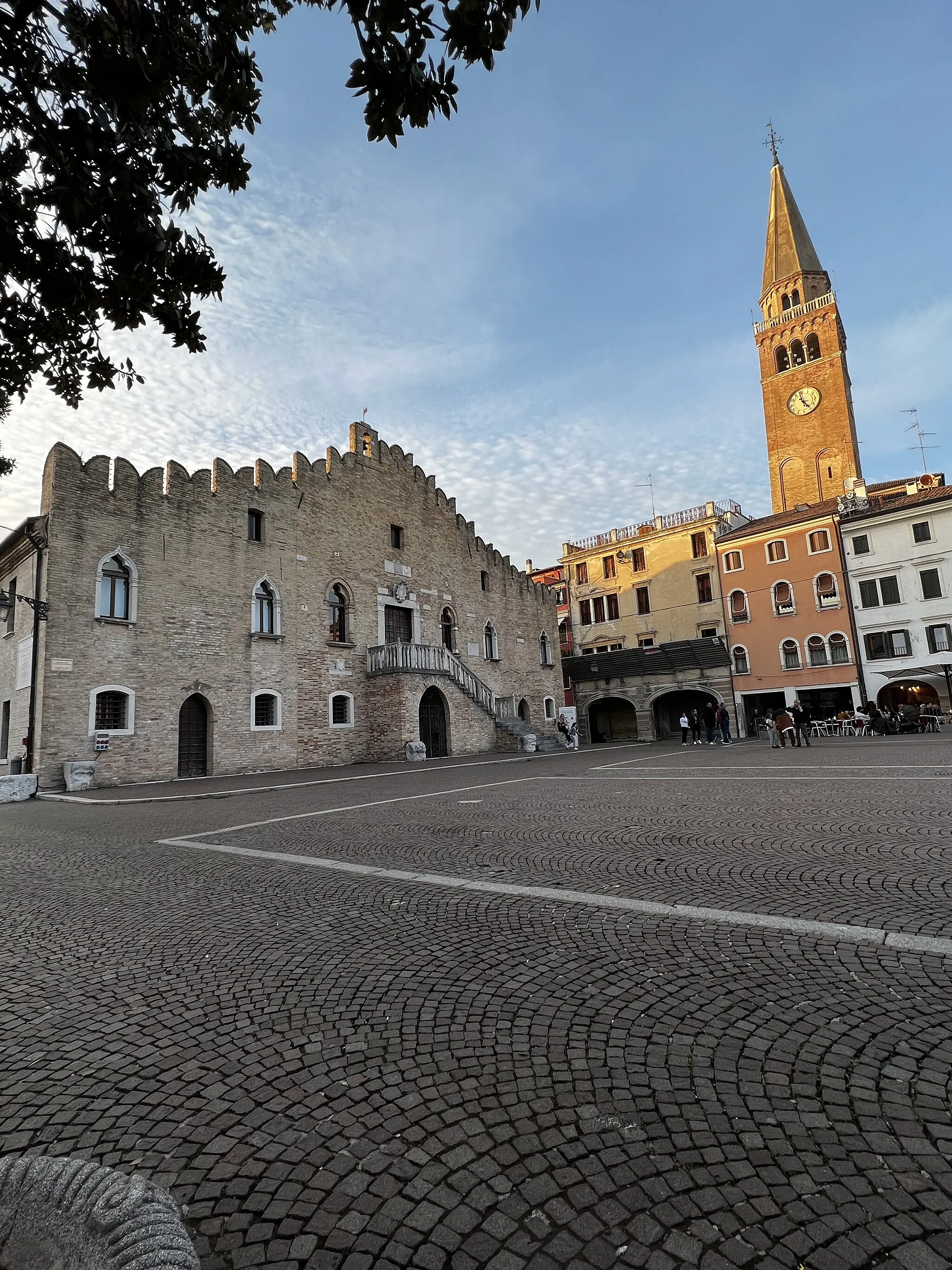 Photo showing: Portogruaro, piazza della Repubblica
